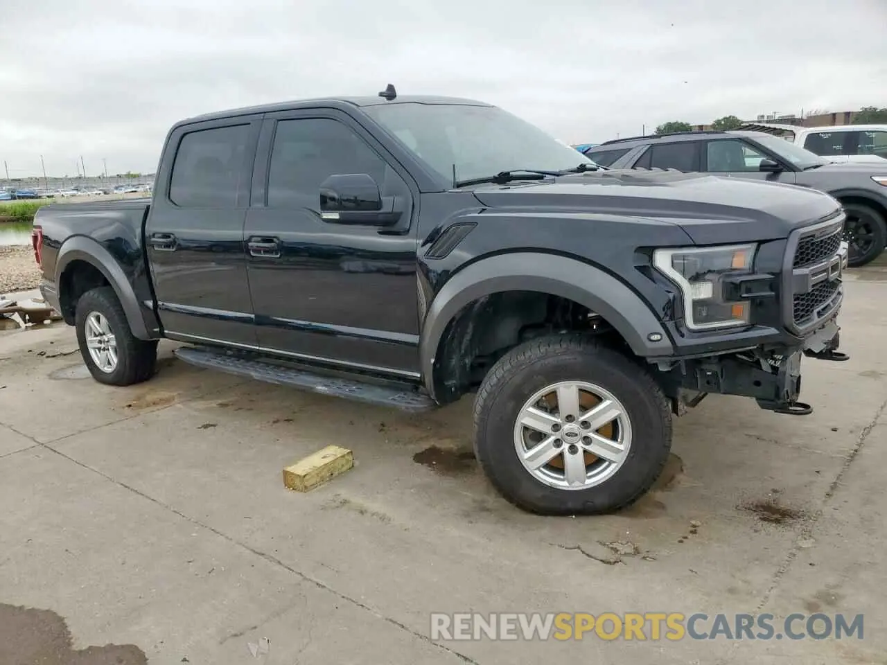 4 fotografías del automóvil dañado 1FTFW1RG2KFA63146 FORD F150 2019