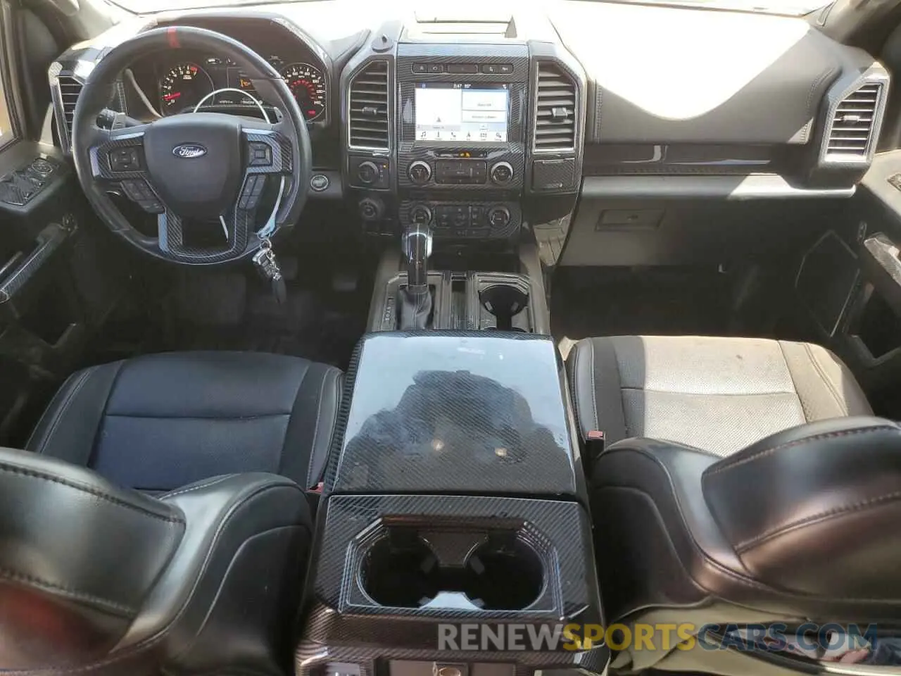 8 fotografías del automóvil dañado 1FTFW1RG8KFB88992 FORD F150 2019