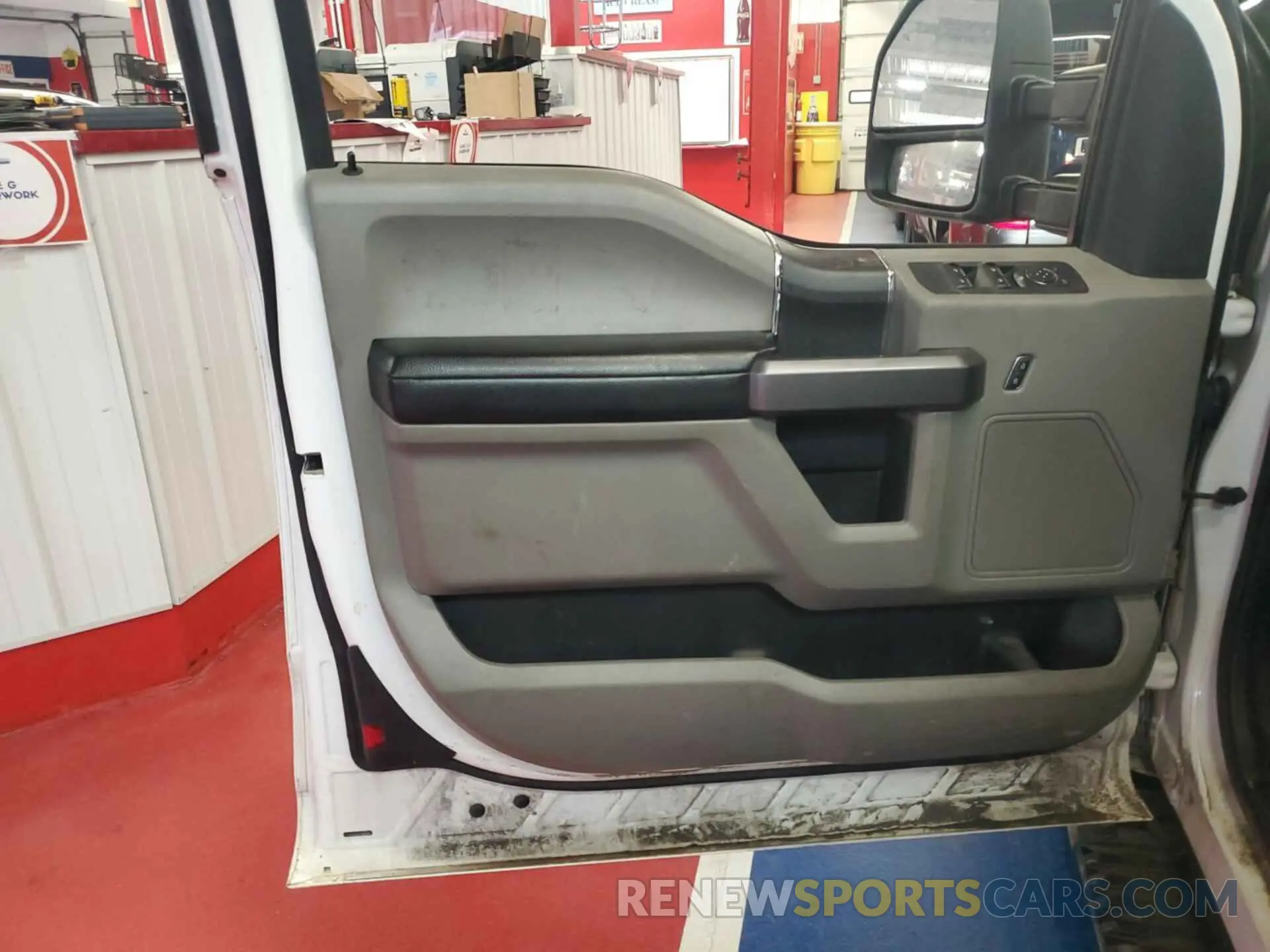20 fotografías del automóvil dañado 1FTFX1C46KKE41438 FORD F150 2019