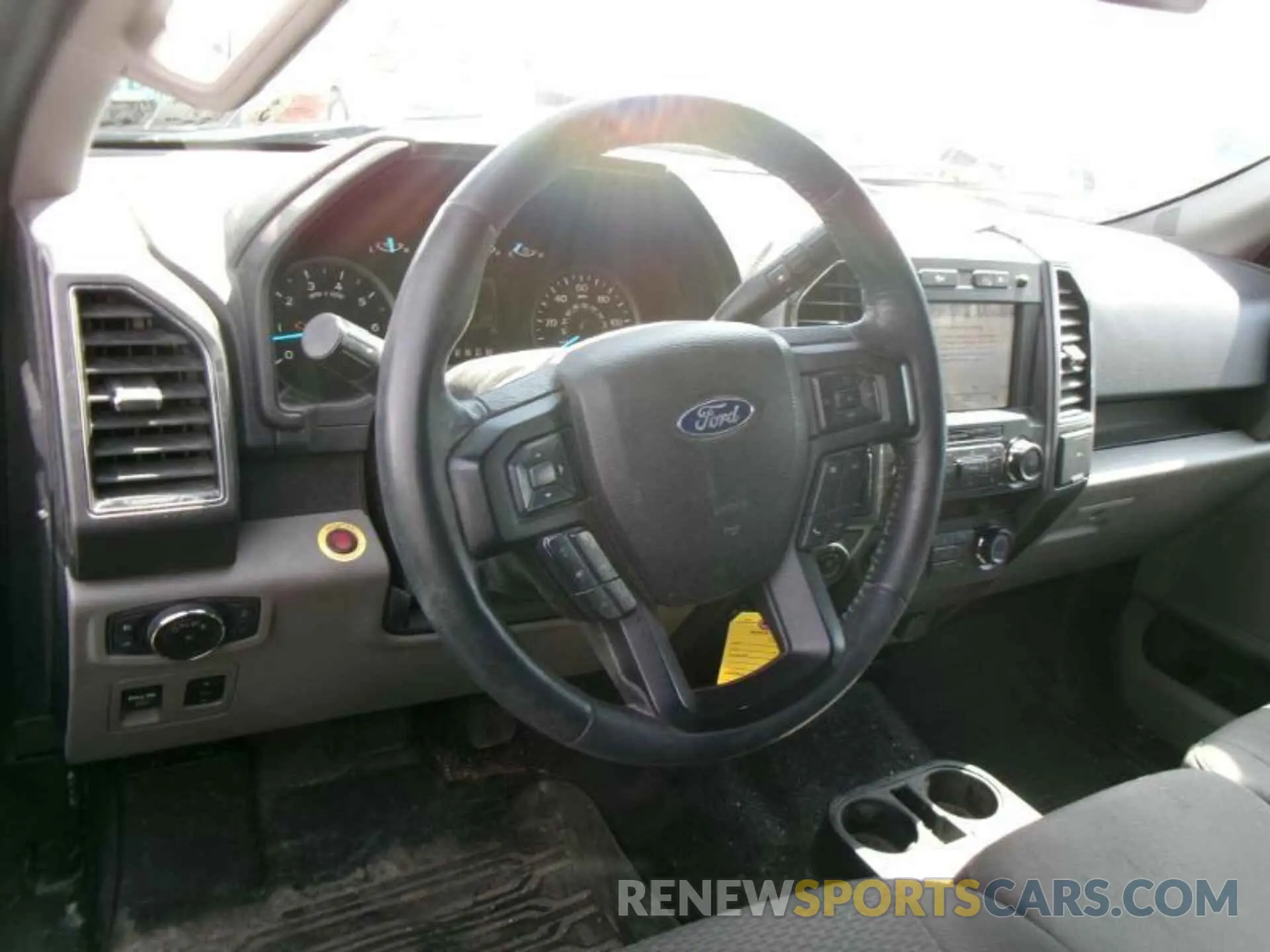 15 fotografías del automóvil dañado 1FTFX1E46KKC65620 FORD F150 2019