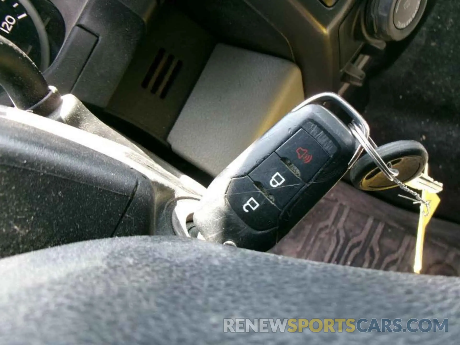 4 fotografías del automóvil dañado 1FTFX1E46KKC65620 FORD F150 2019