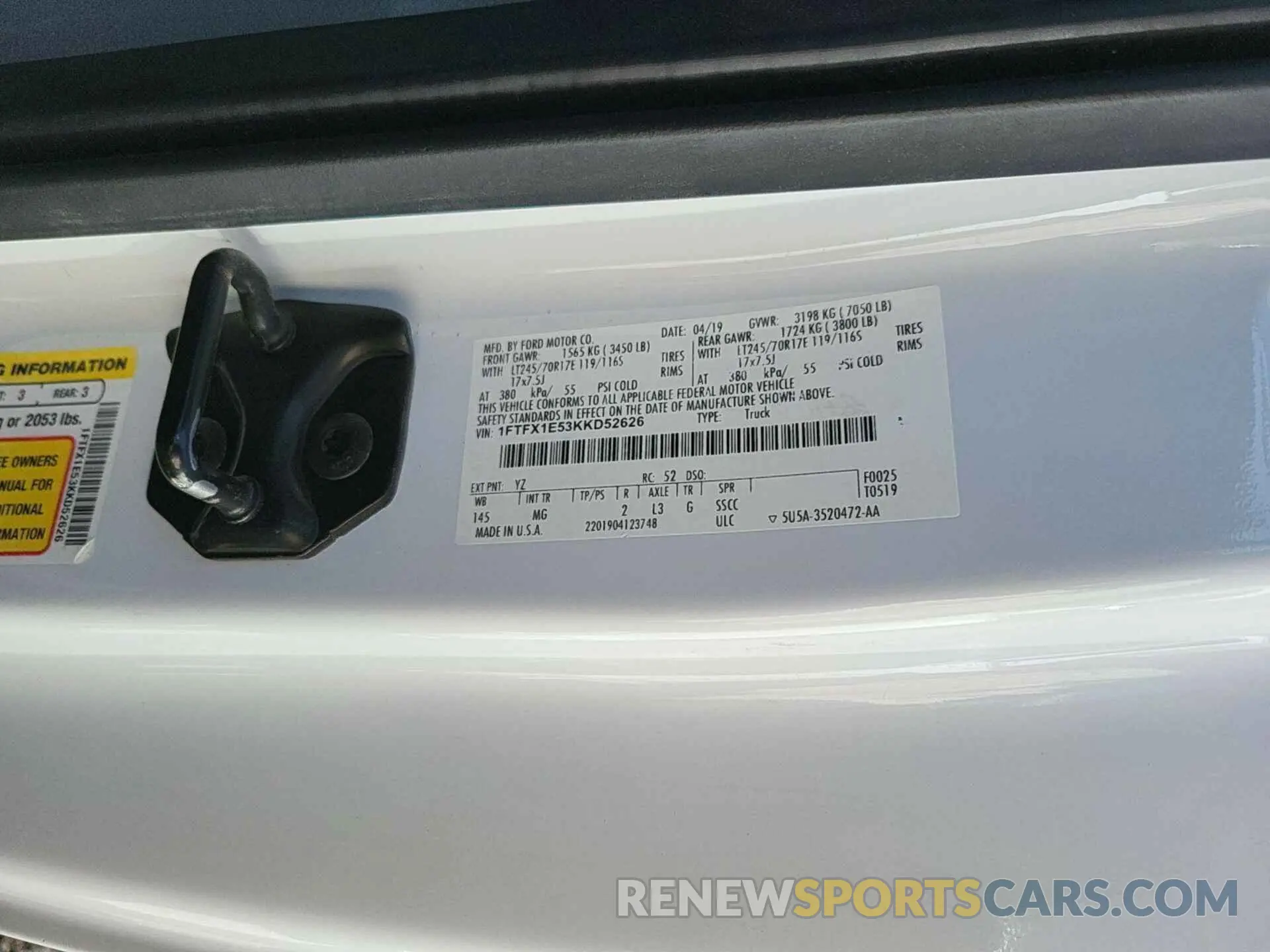 13 fotografías del automóvil dañado 1FTFX1E53KKD52626 FORD F150 2019