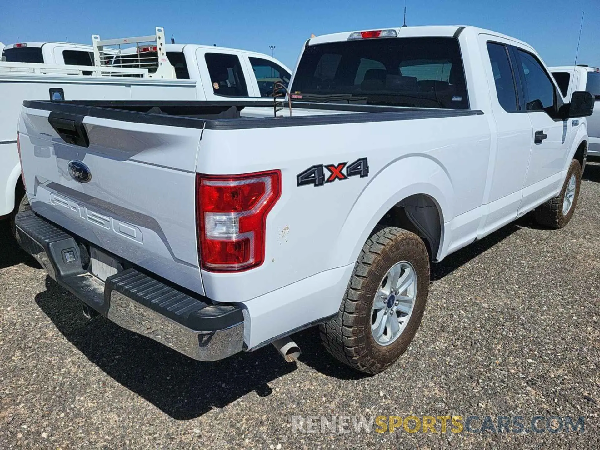 5 fotografías del automóvil dañado 1FTFX1E53KKD52626 FORD F150 2019