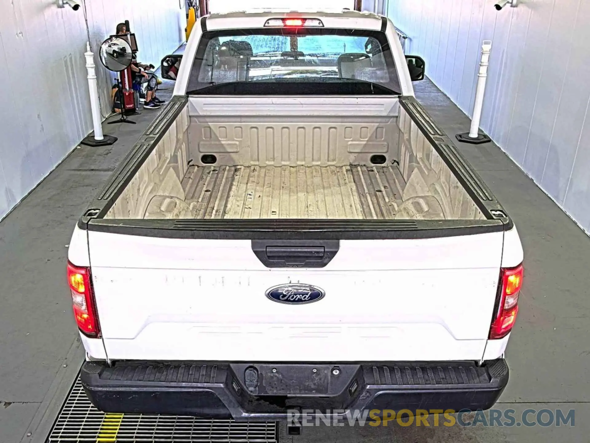 9 fotografías del automóvil dañado 1FTMF1CB3KKC98828 FORD F150 2019