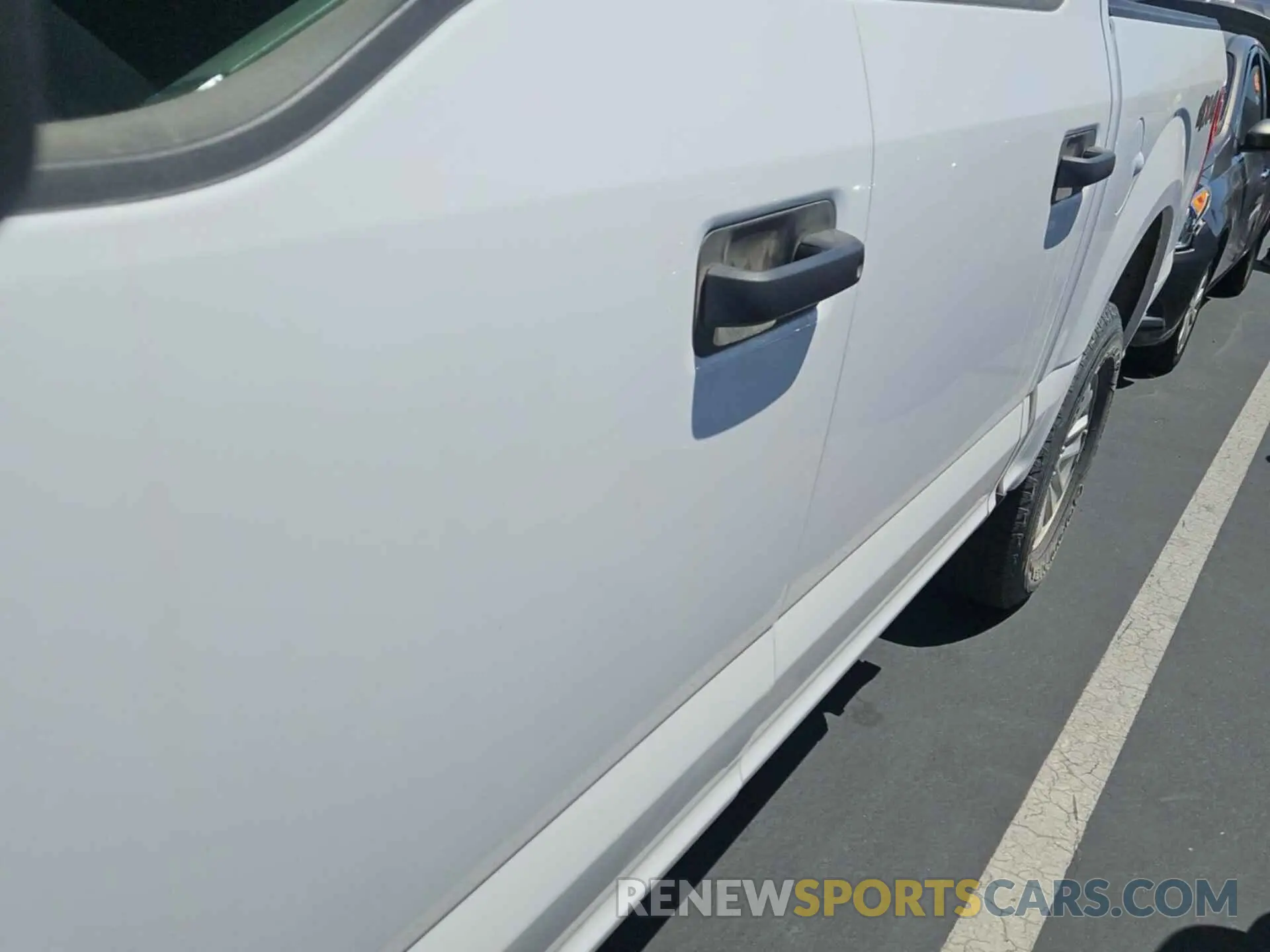 14 fotografías del automóvil dañado 1FTEW1E54LKD83593 FORD F150 2020