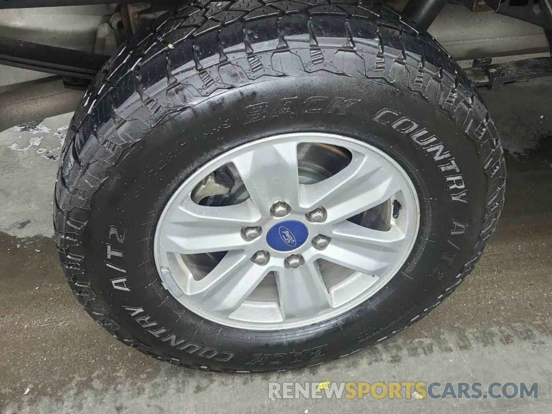 21 fotografías del automóvil dañado 1FTEW1EP3LKD10572 FORD F150 2020
