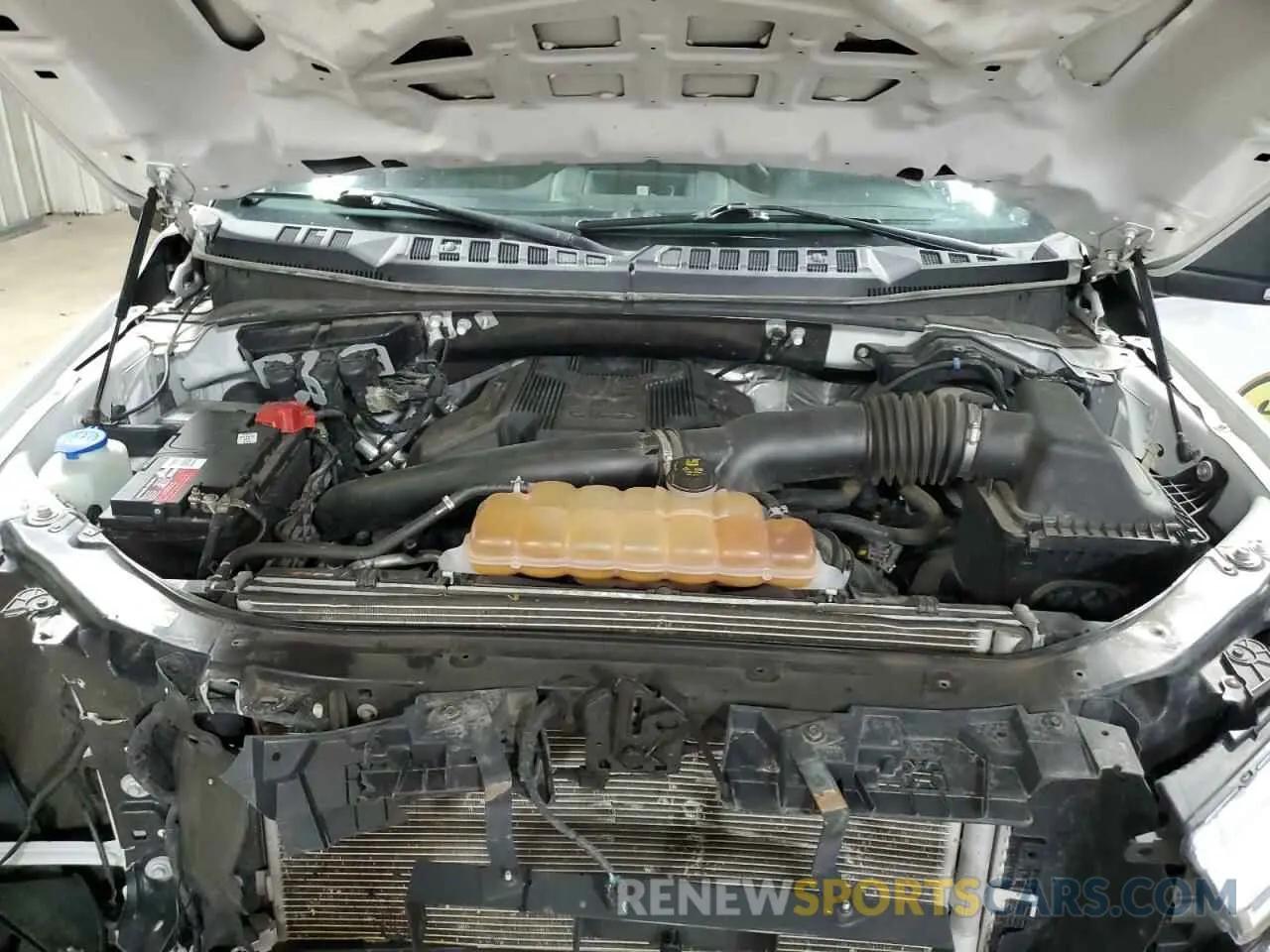 11 fotografías del automóvil dañado 1FTEW1P41LKE44452 FORD F150 2020
