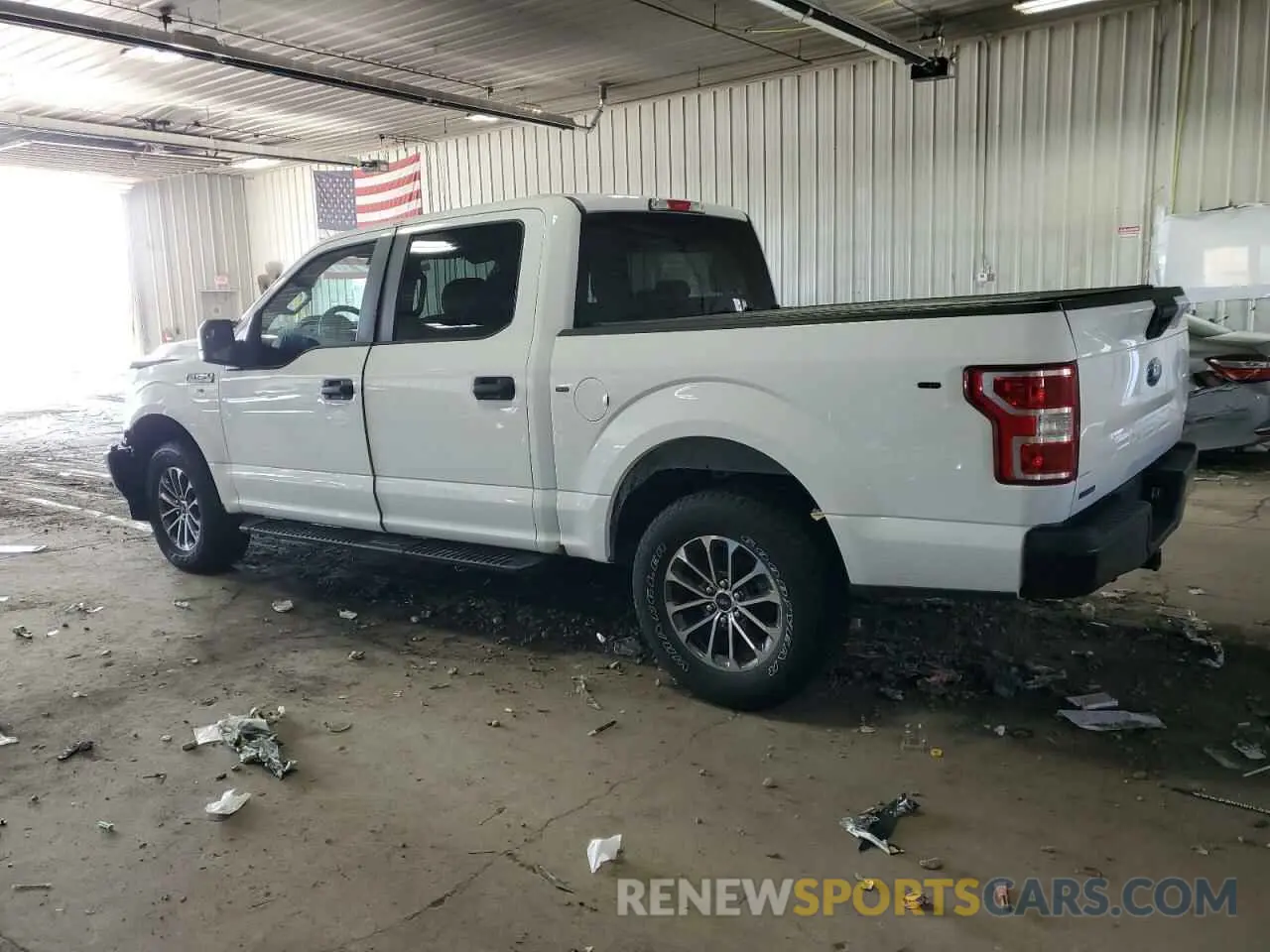 2 fotografías del automóvil dañado 1FTEW1P41LKE44452 FORD F150 2020