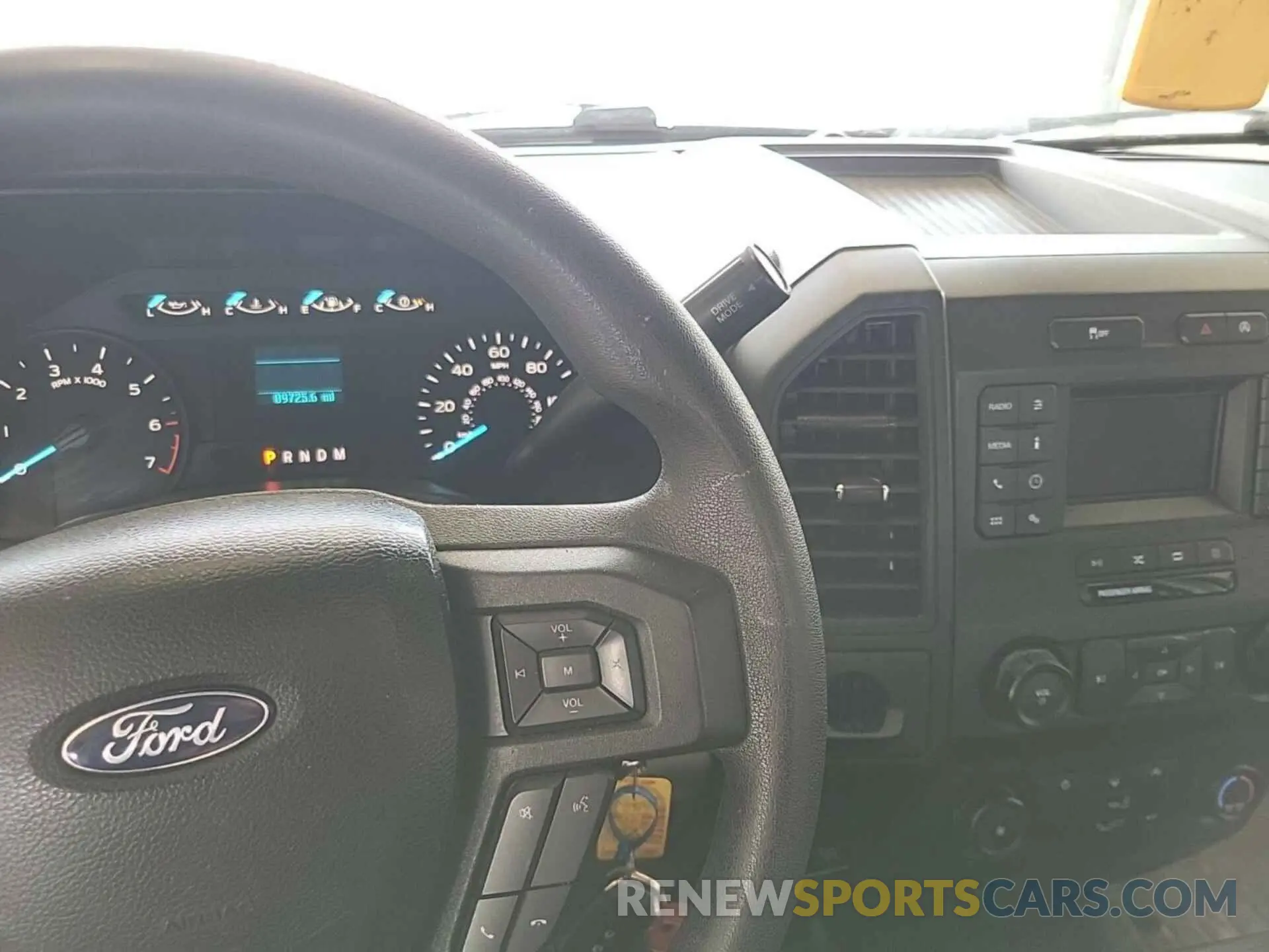 17 fotografías del automóvil dañado 1FTEX1C50LKD83753 FORD F150 2020