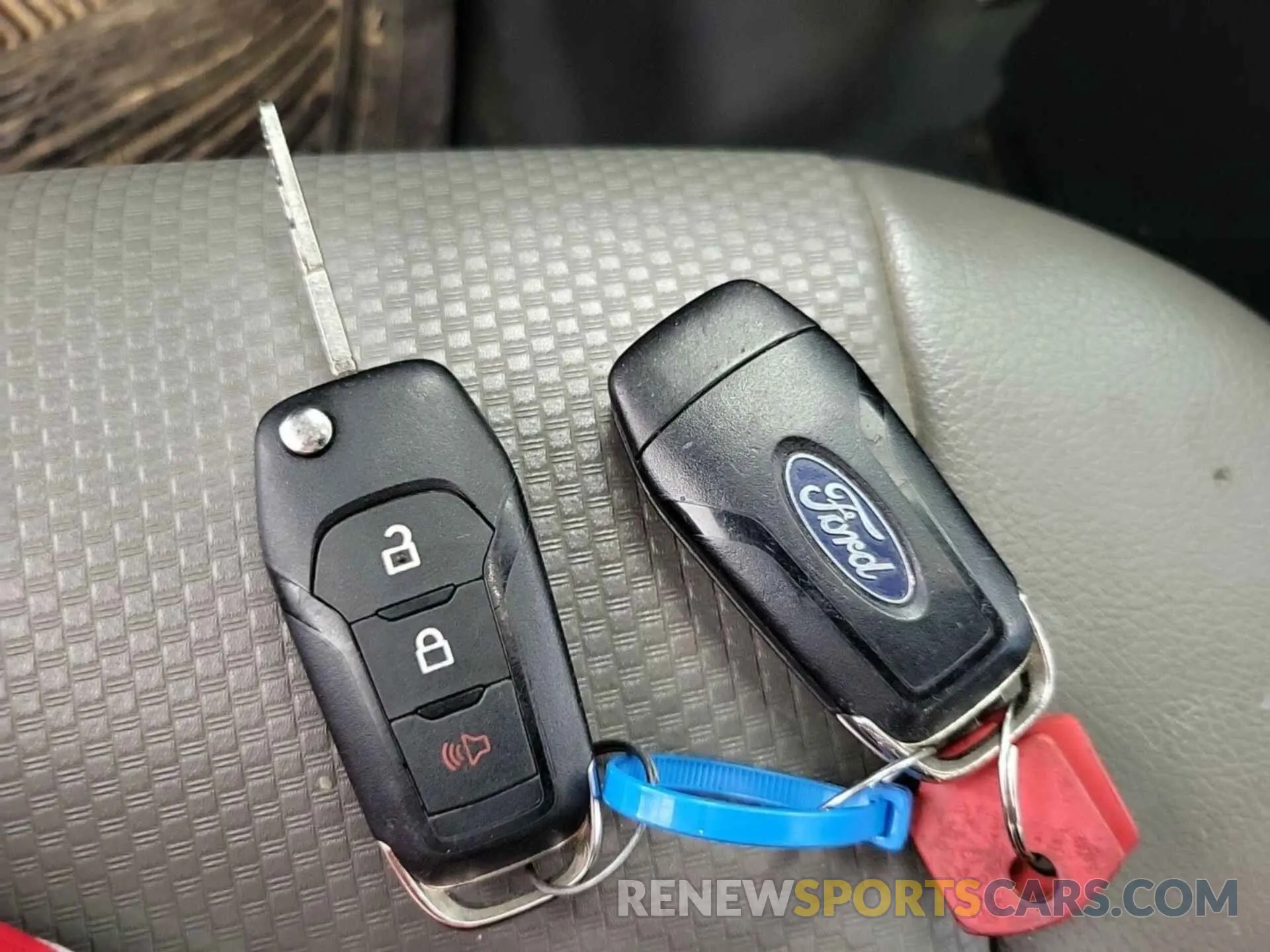 24 fotografías del automóvil dañado 1FTEX1C50LKD83753 FORD F150 2020