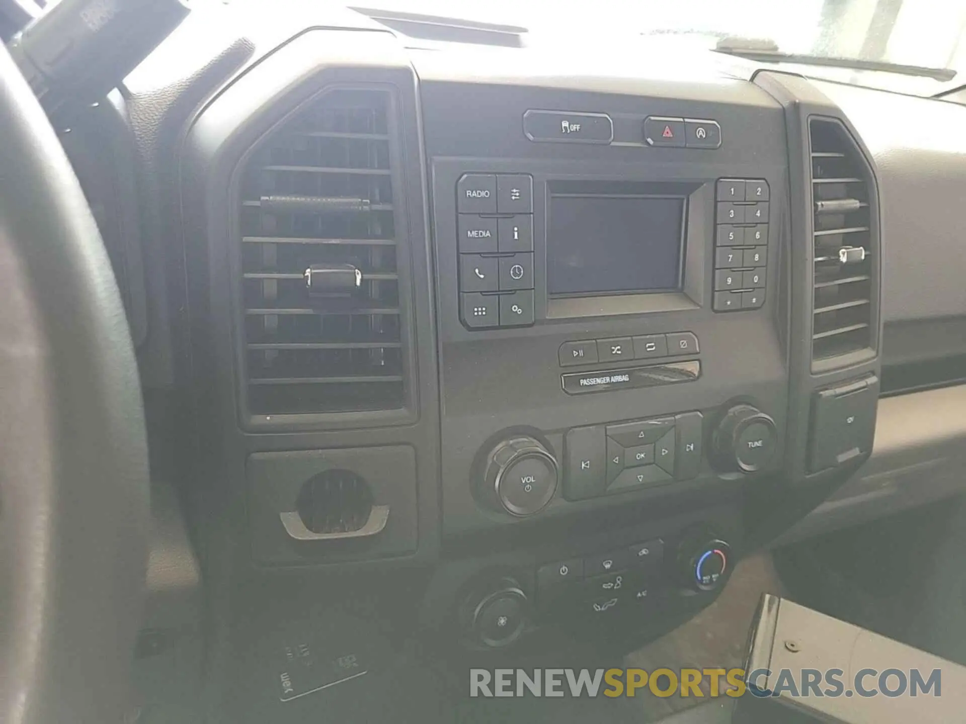 4 fotografías del automóvil dañado 1FTEX1C50LKD83753 FORD F150 2020