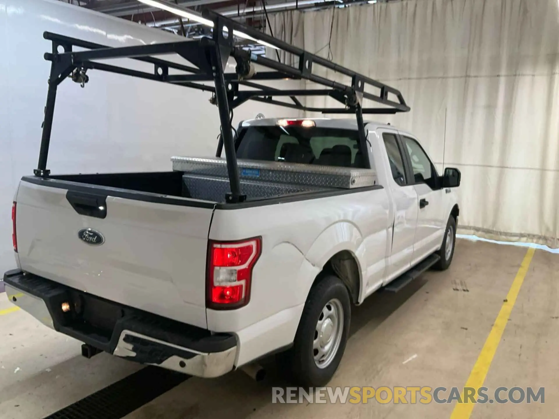 27 fotografías del automóvil dañado 1FTEX1C54LFB35367 FORD F150 2020