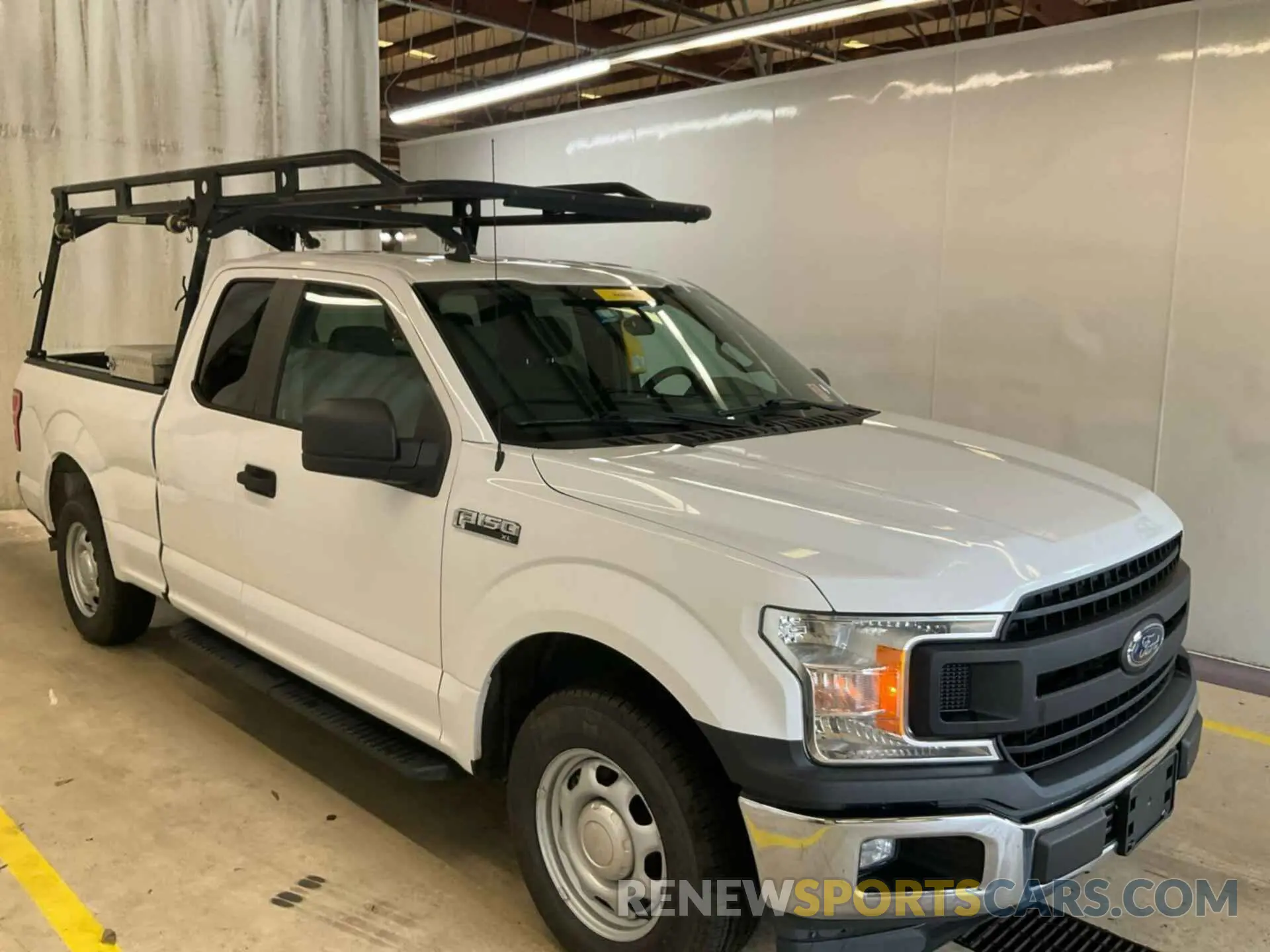 8 fotografías del automóvil dañado 1FTEX1C54LFB35367 FORD F150 2020