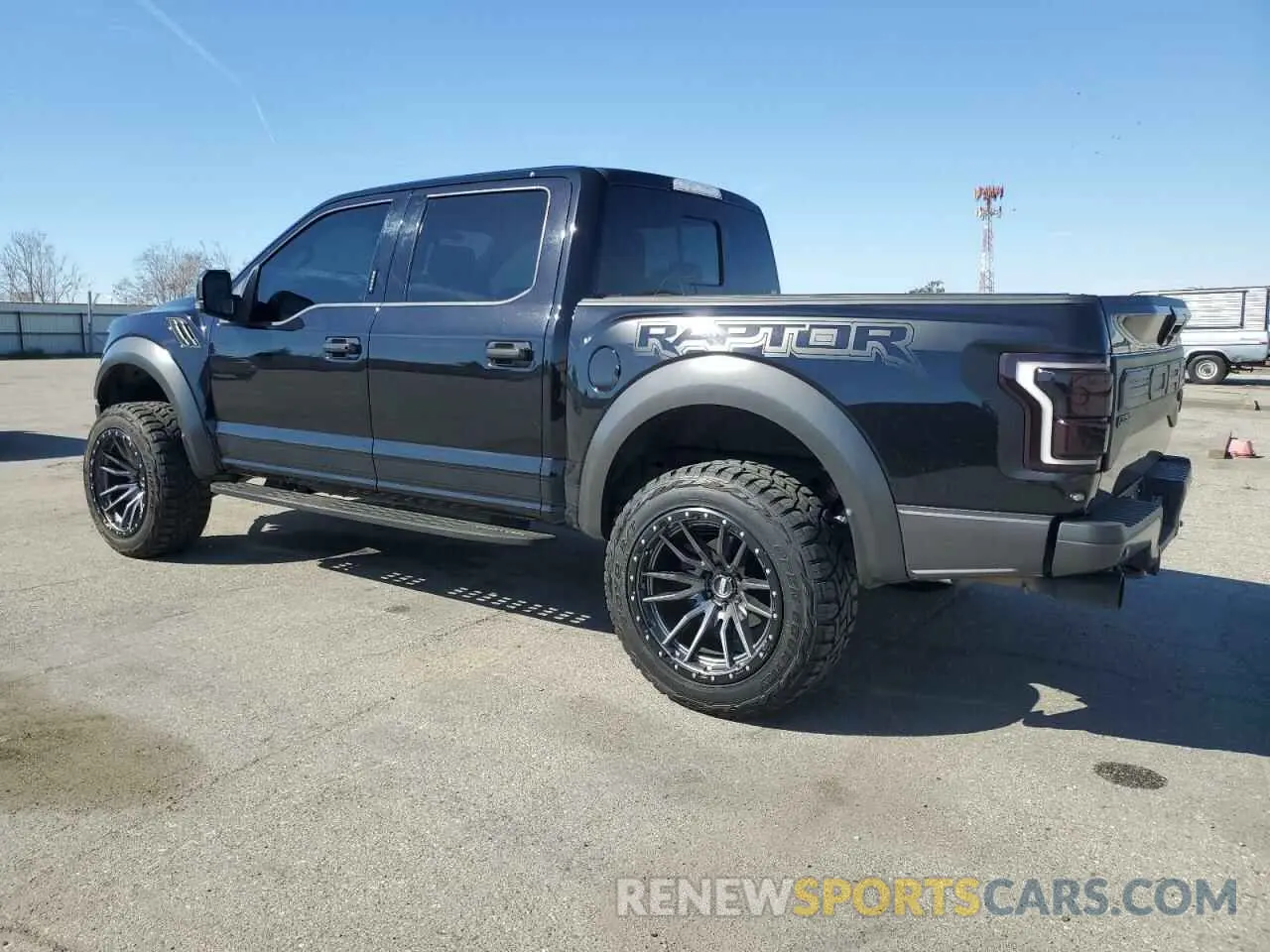 2 fotografías del automóvil dañado 1FTFW1RG5LFB42473 FORD F150 2020