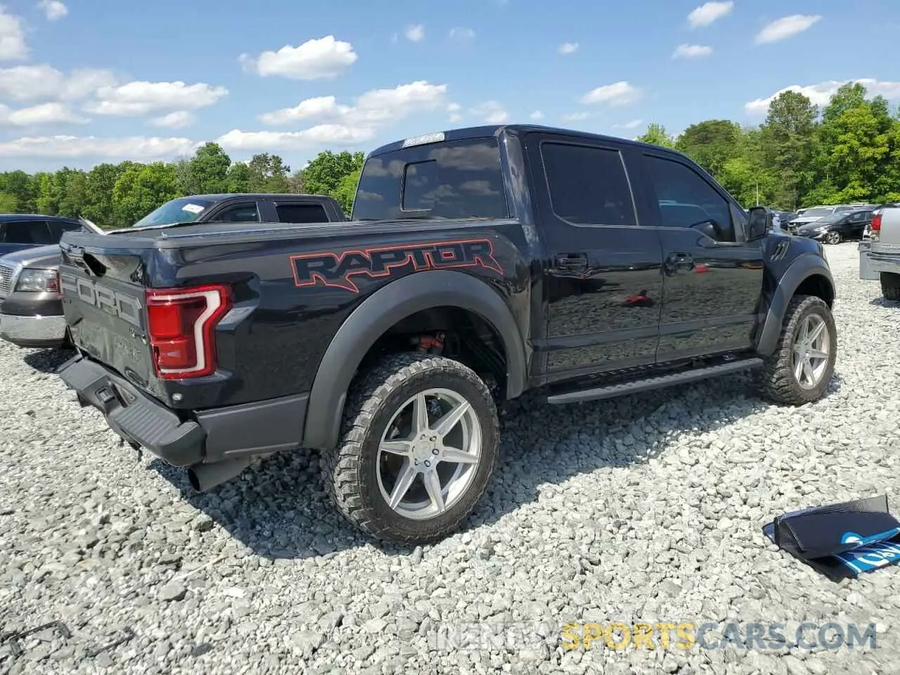 3 fotografías del automóvil dañado 1FTFW1RG5LFC64475 FORD F150 2020