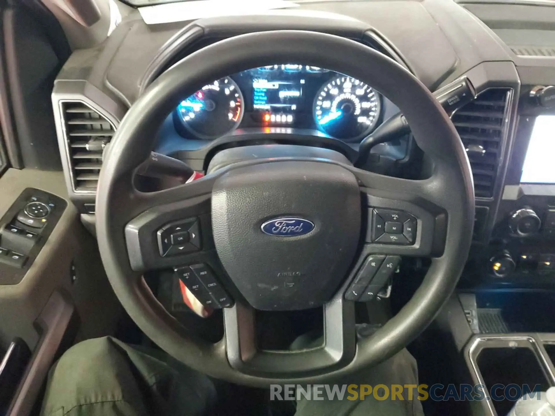 16 fotografías del automóvil dañado 1FTFX1C42LKD53312 FORD F150 2020