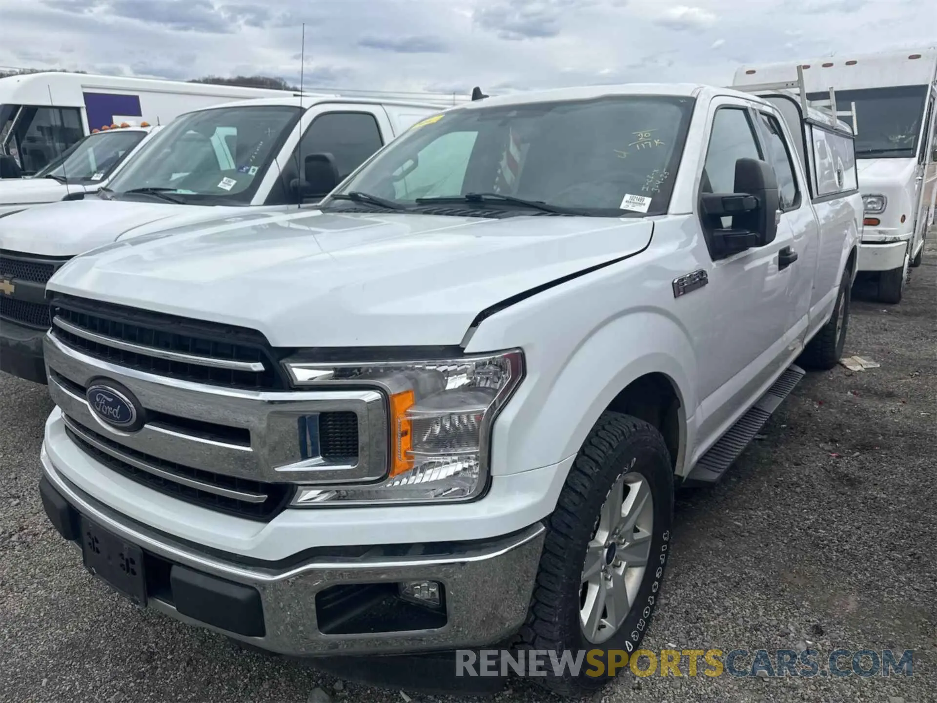 5 fotografías del automóvil dañado 1FTFX1C42LKD53312 FORD F150 2020