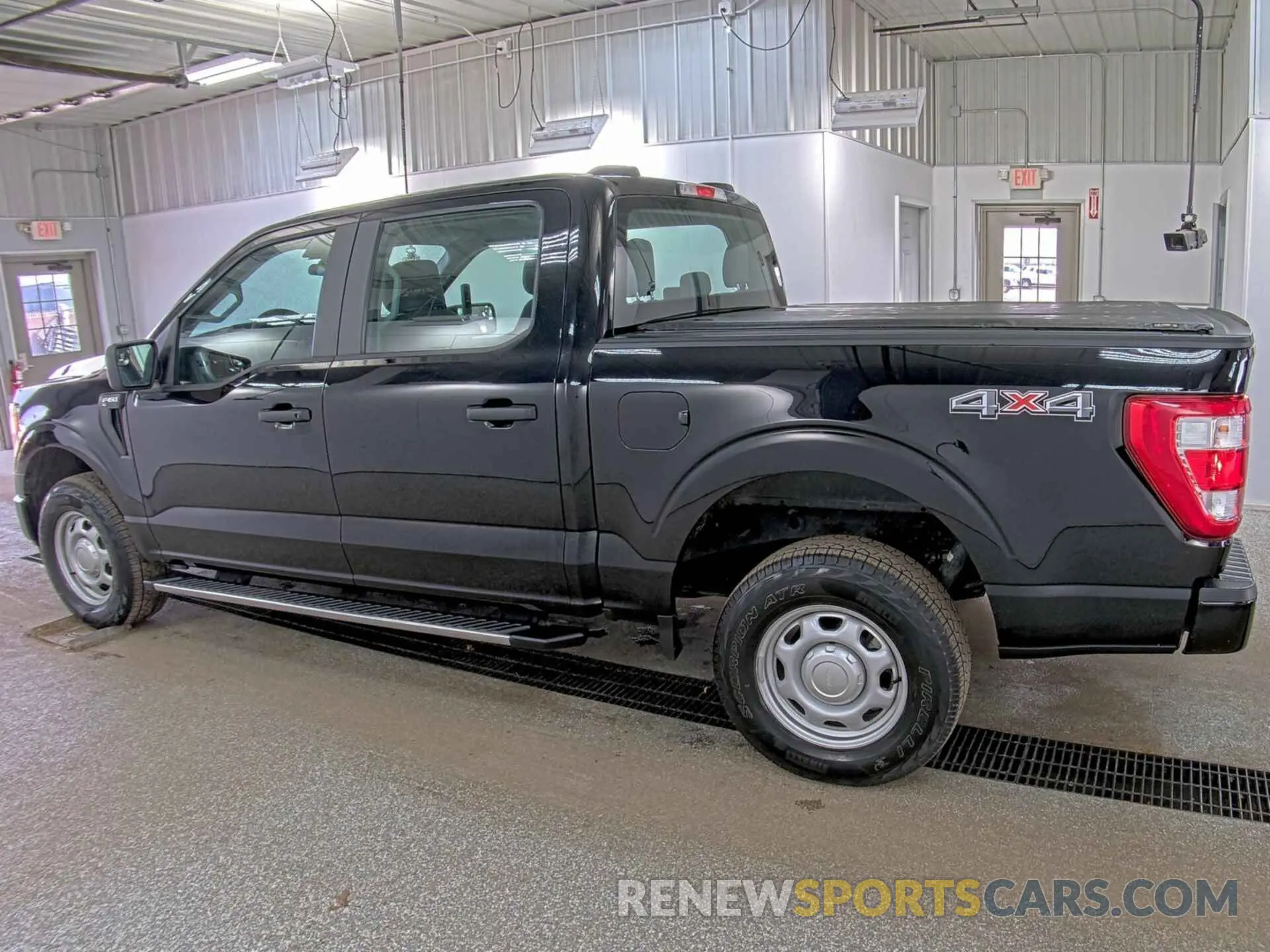 20 fotografías del automóvil dañado 1FTEW1EB0MFB64792 FORD F150 2021