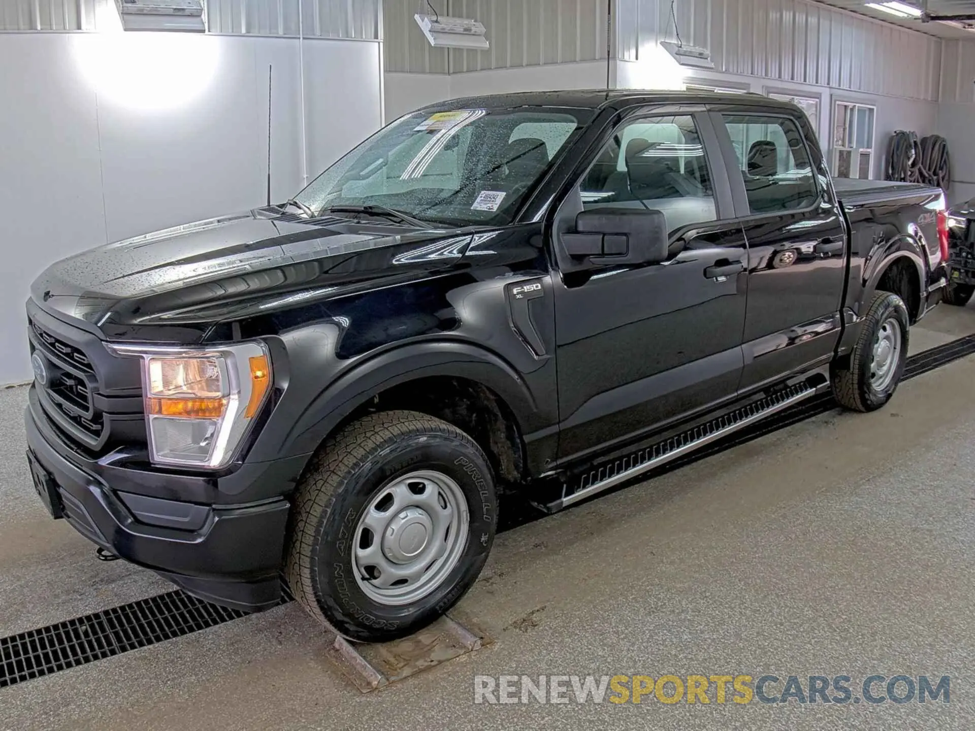 28 fotografías del automóvil dañado 1FTEW1EB0MFB64792 FORD F150 2021