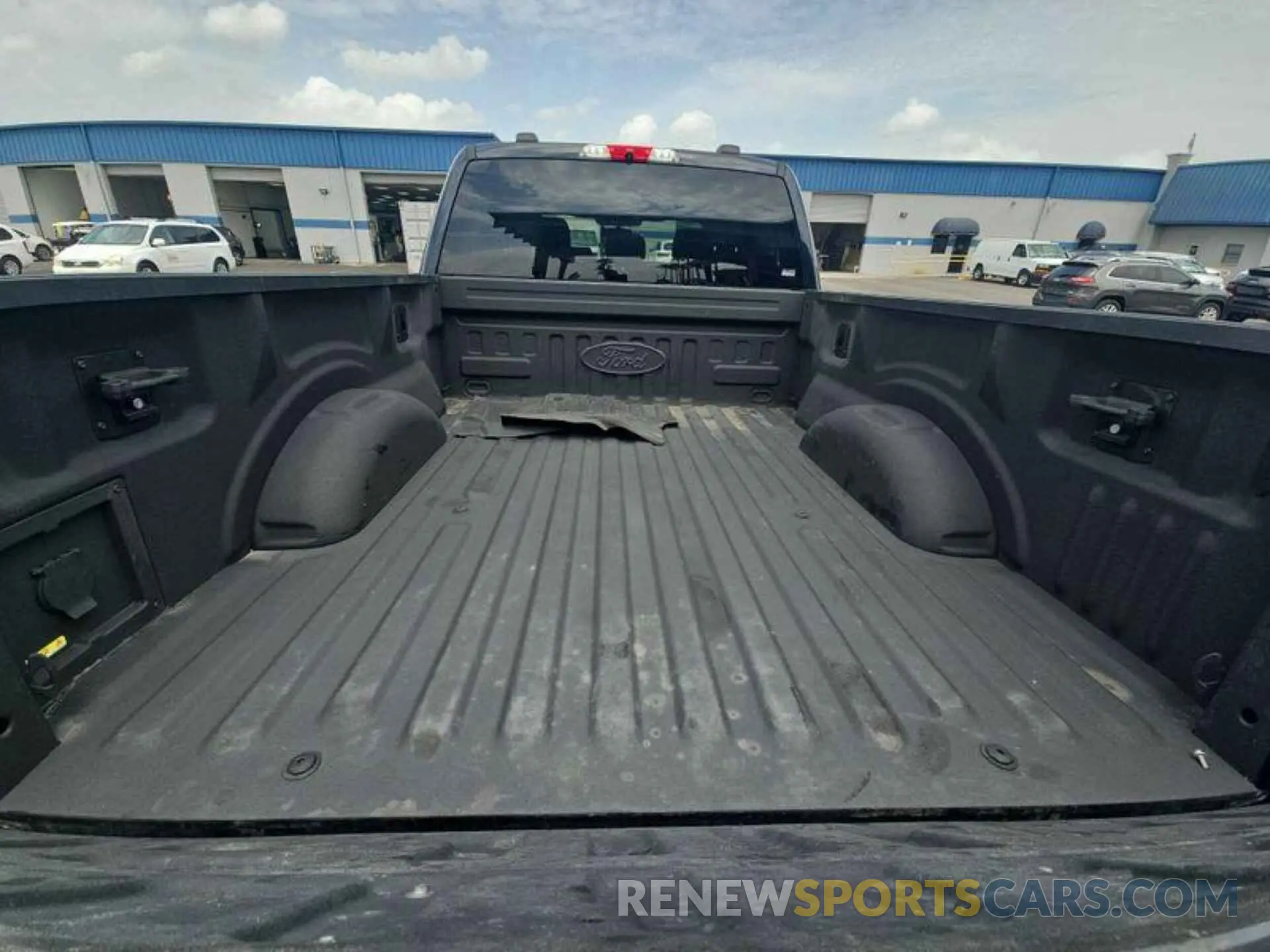 15 fotografías del automóvil dañado 1FTFW1E81MFC10283 FORD F150 2021