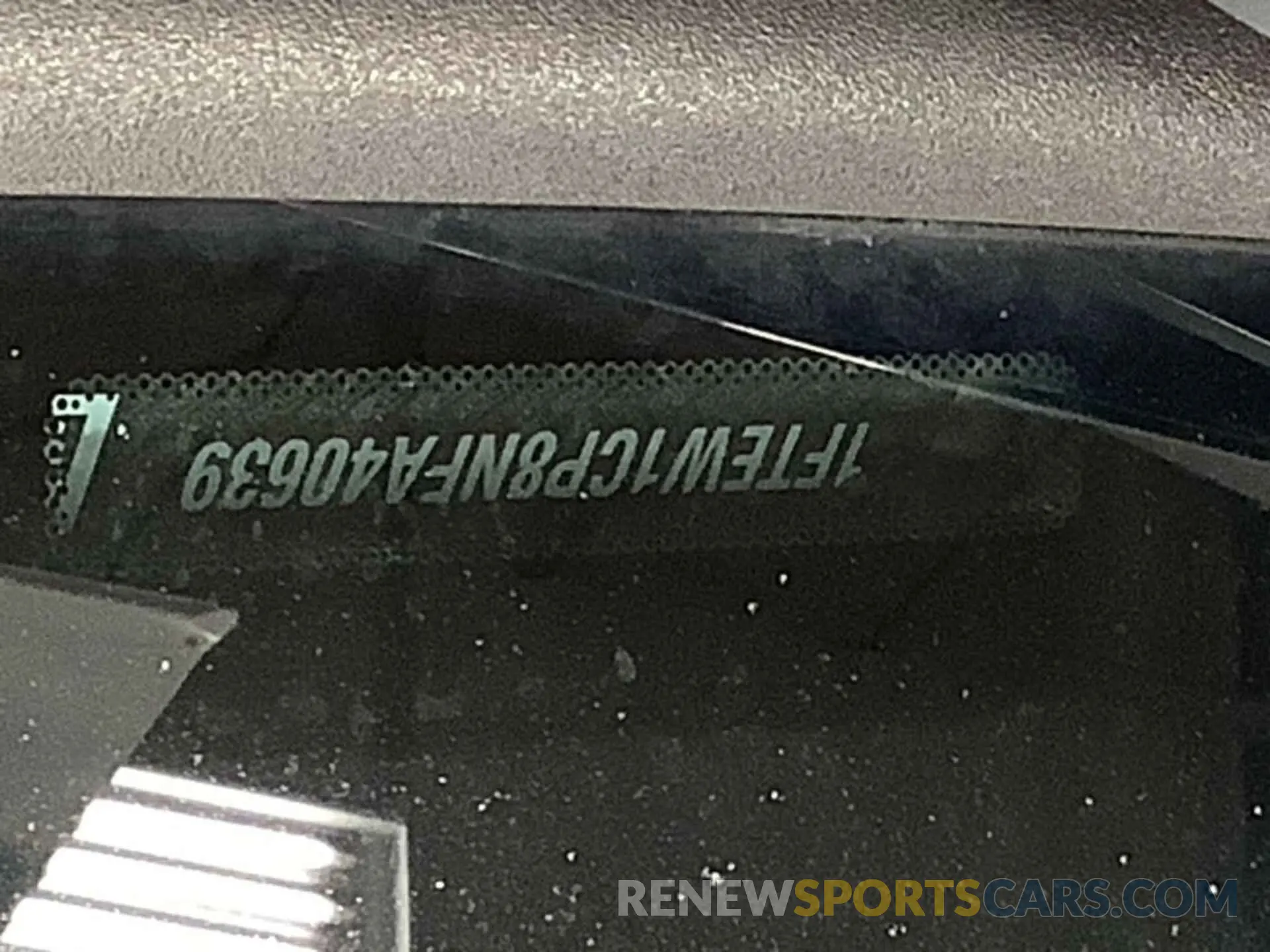 16 fotografías del automóvil dañado 1FTEW1CP8NFA40639 FORD F150 2022