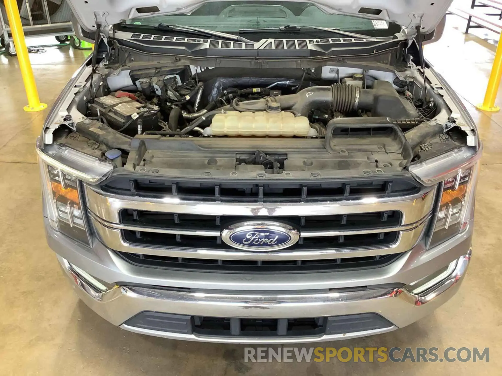 8 fotografías del automóvil dañado 1FTEW1CP8NFA40639 FORD F150 2022