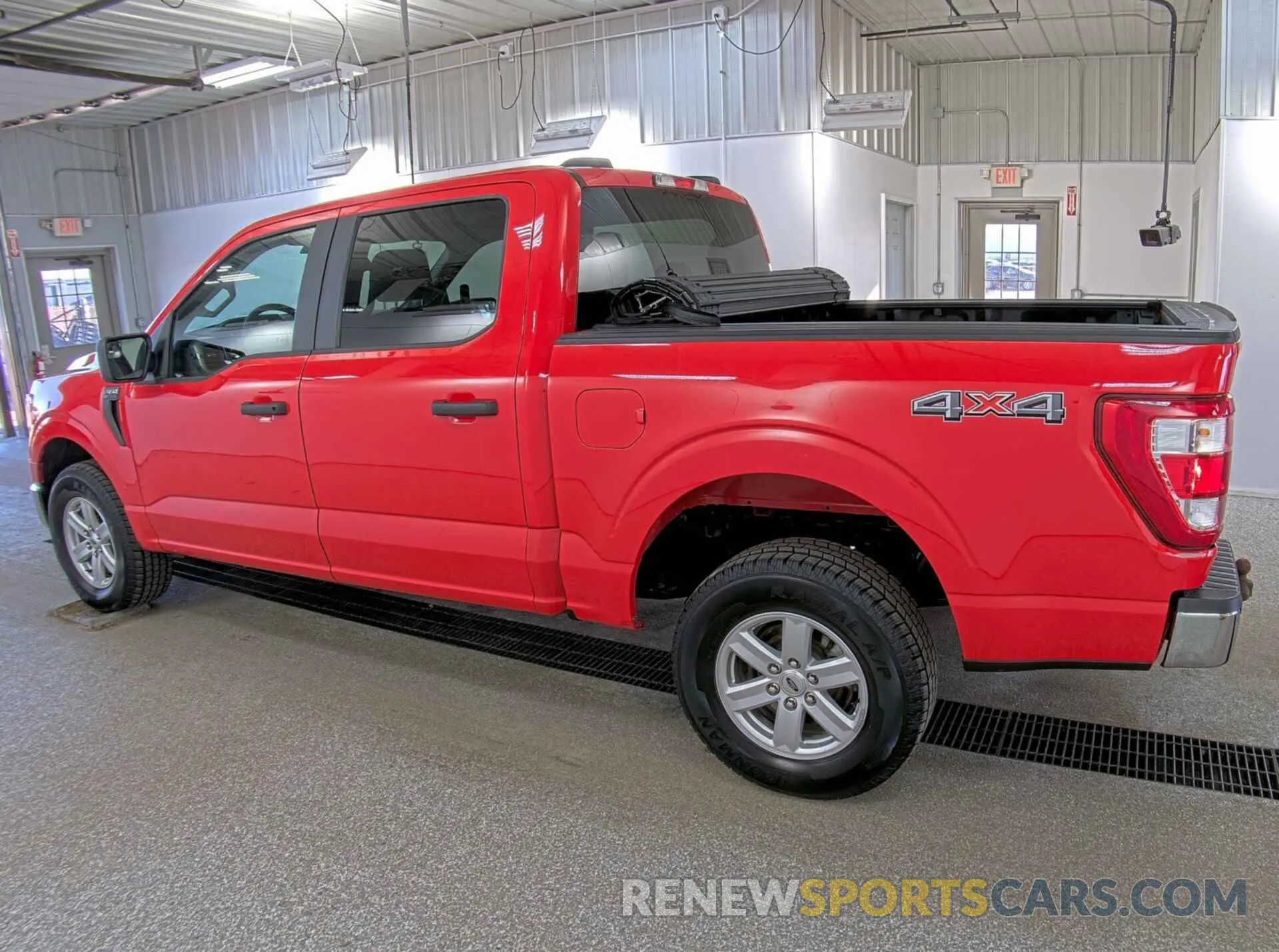 31 fotografías del automóvil dañado 1FTFW1E83NKE20375 FORD F150 2022