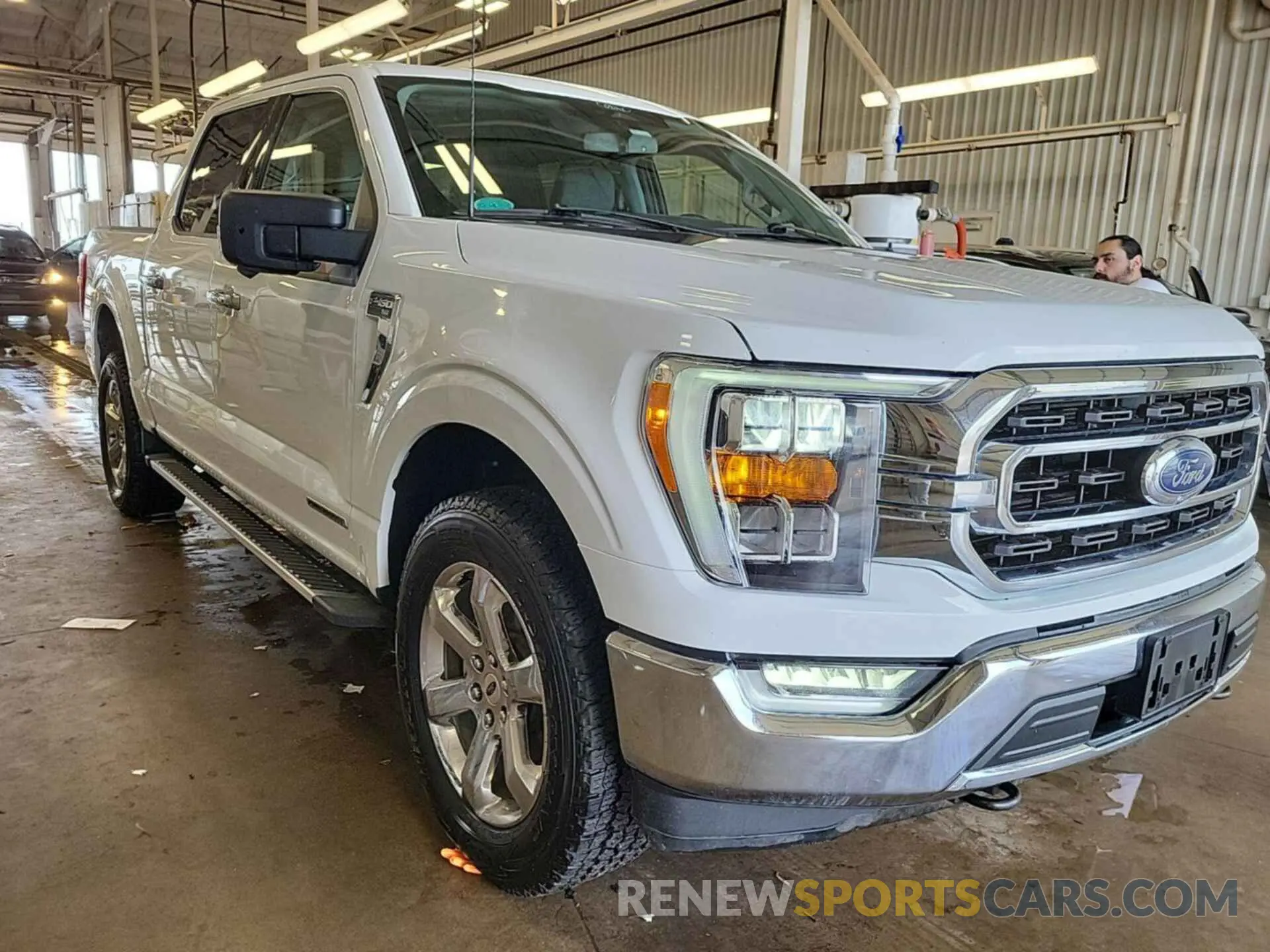 8 fotografías del automóvil dañado 1FTFW1ED9NFB83400 FORD F150 2022