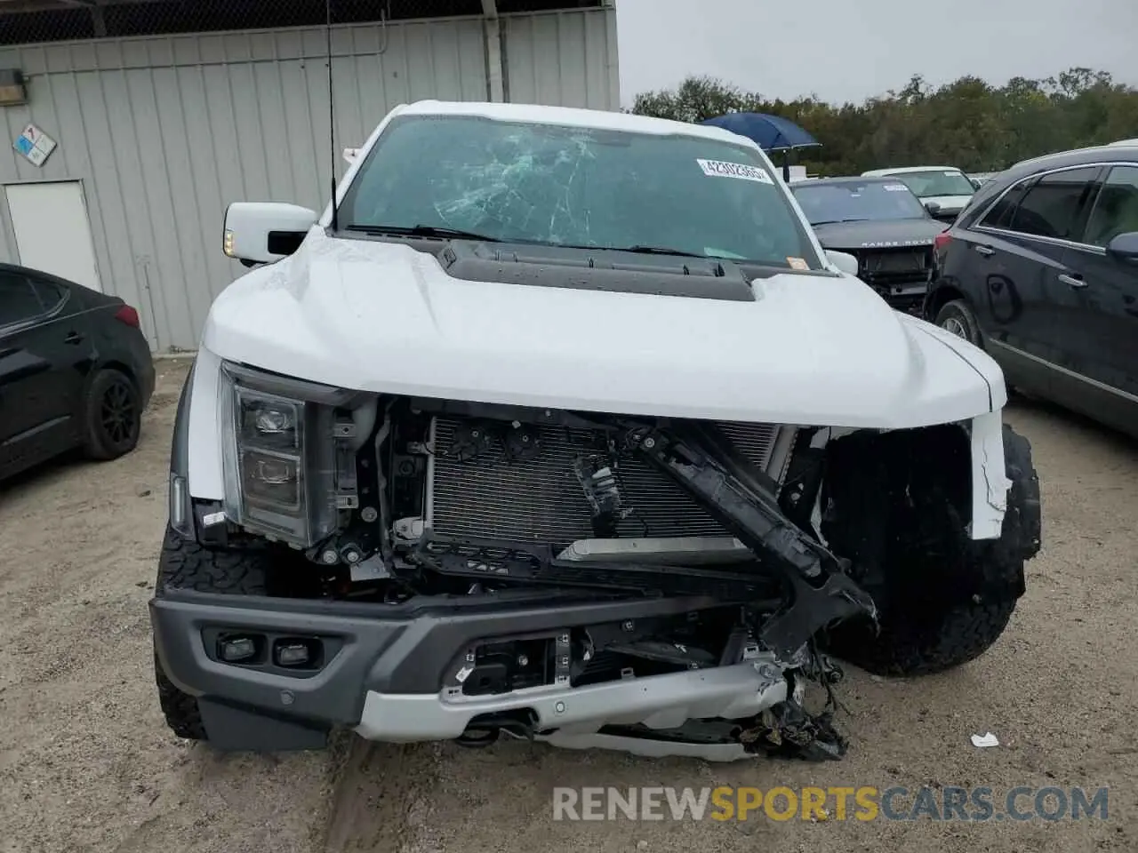 5 fotografías del automóvil dañado 1FTFW1RG0NFC19981 FORD F150 2022