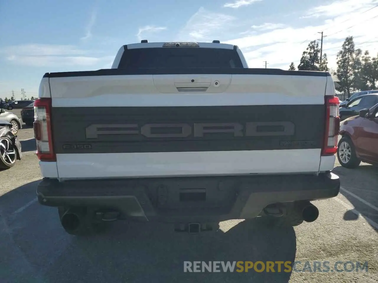 6 fotografías del automóvil dañado 1FTFW1RG4NFB63687 FORD F150 2022