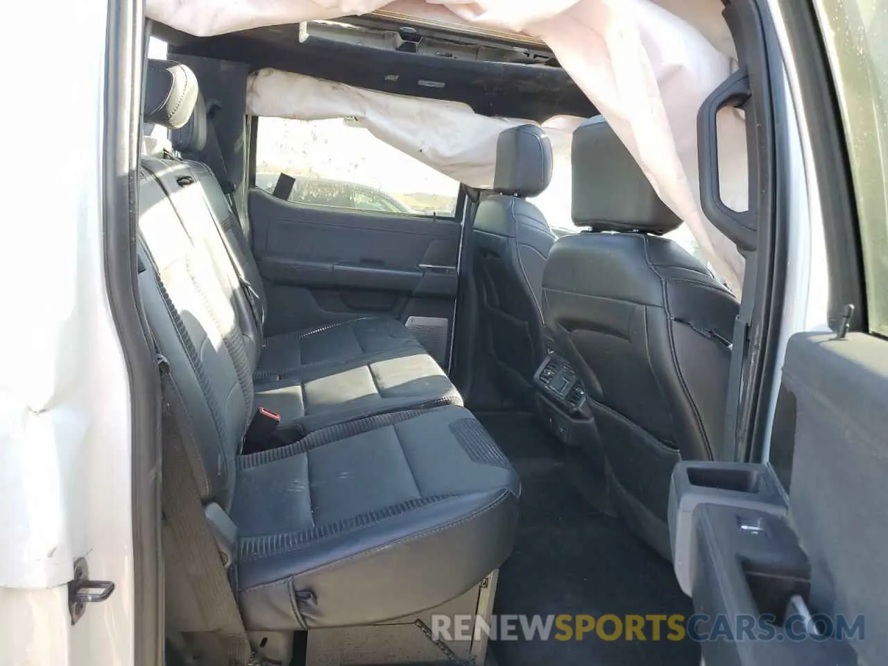 10 fotografías del automóvil dañado 1FTFW1RG7NFB01989 FORD F150 2022