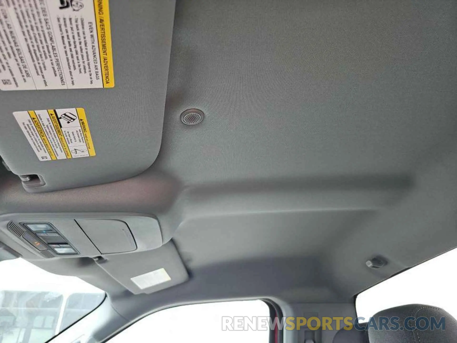12 fotografías del automóvil dañado 1FTMF1CB4NKE06622 FORD F150 2022