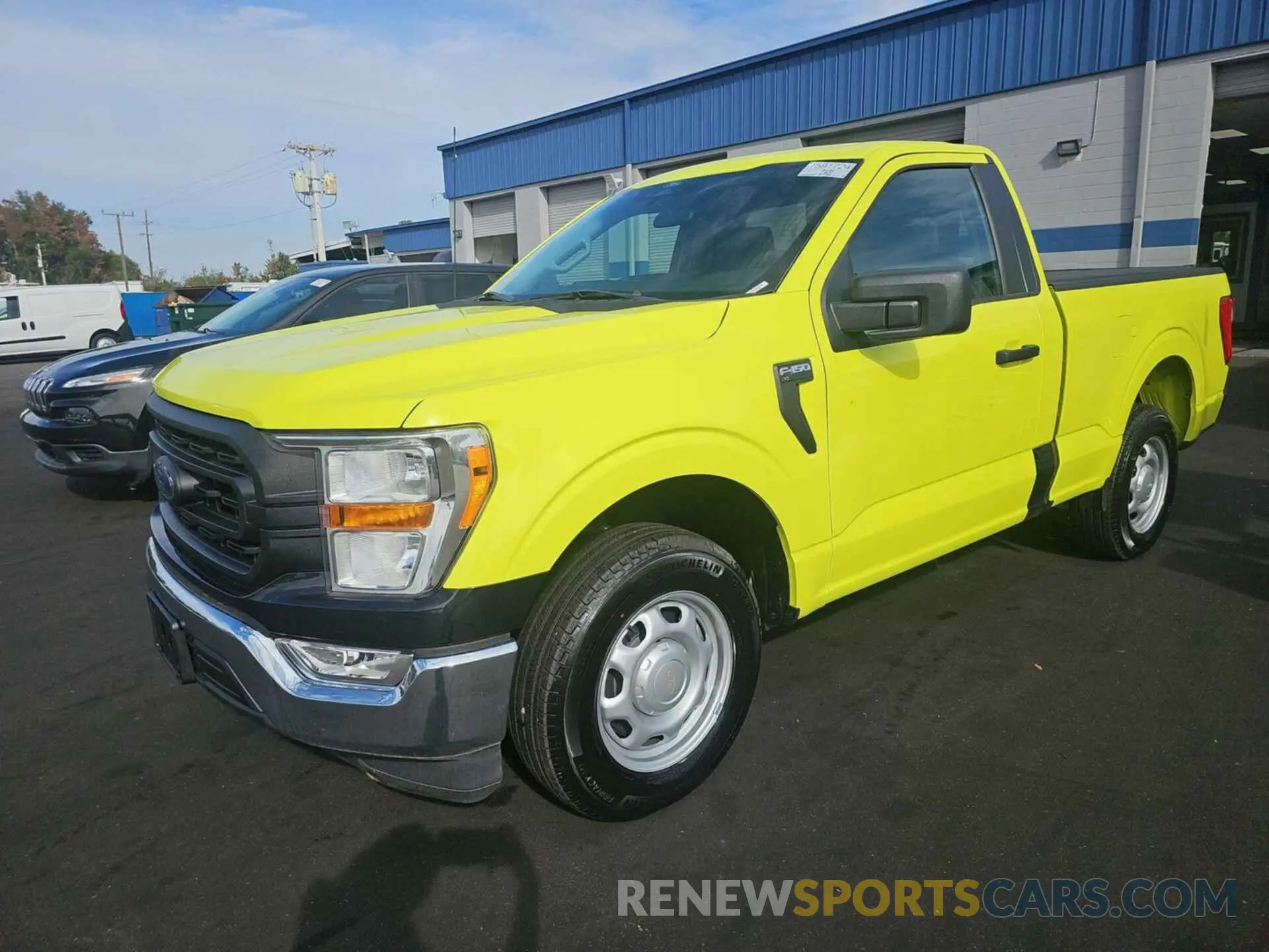 15 fotografías del automóvil dañado 1FTMF1CB8NKE04968 FORD F150 2022