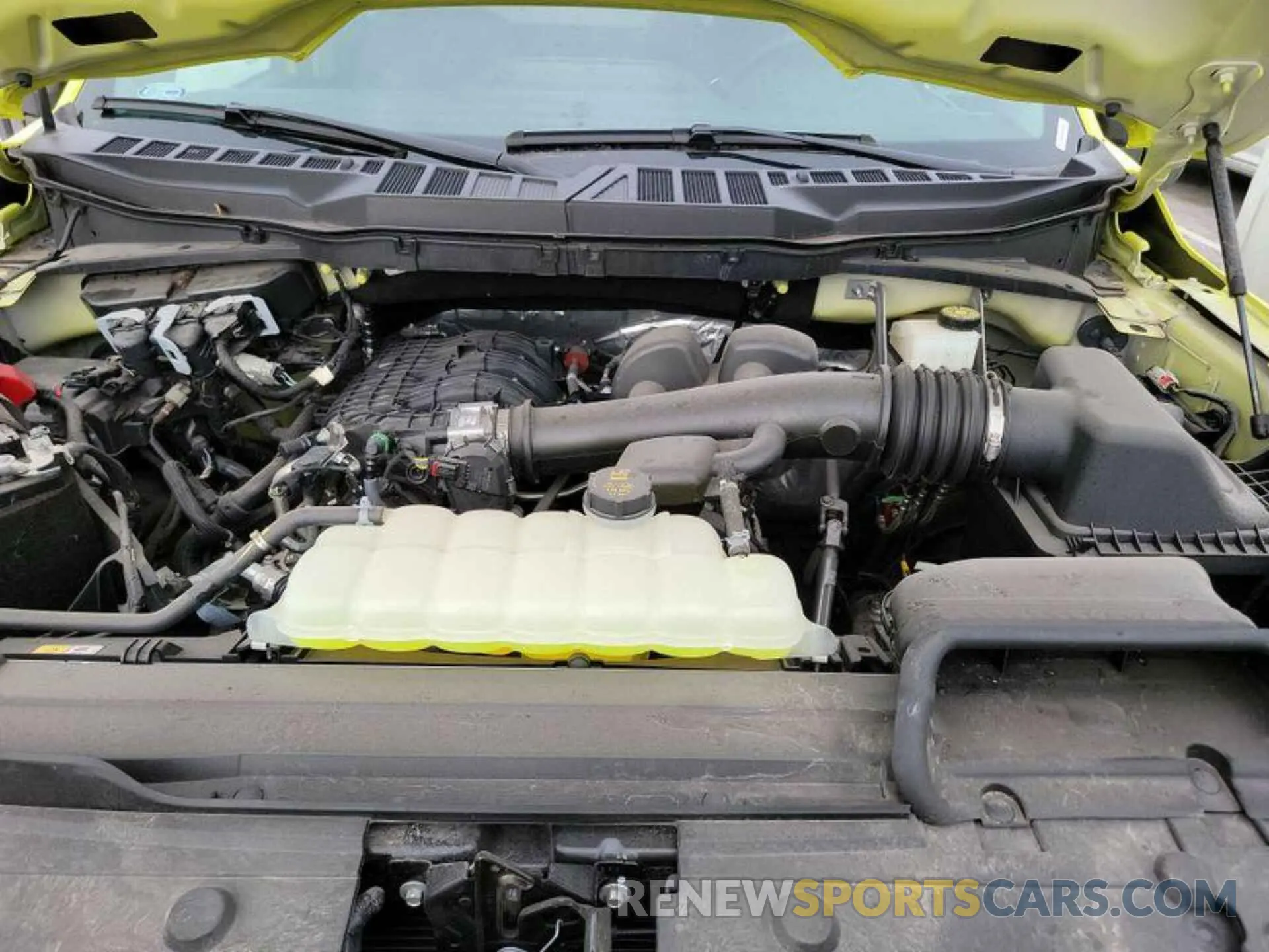 4 fotografías del automóvil dañado 1FTMF1CB8NKE04968 FORD F150 2022