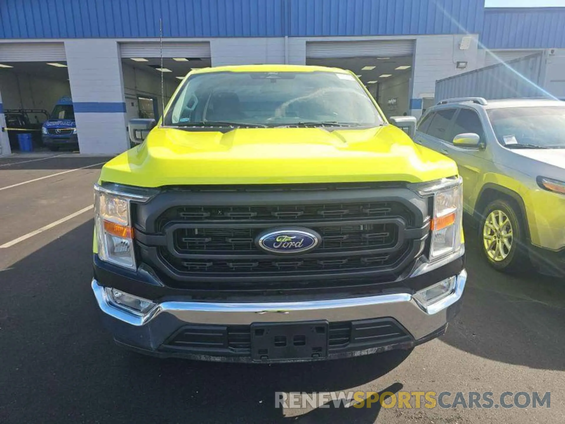 1 fotografías del automóvil dañado 1FTMF1CB8NKE05036 FORD F150 2022