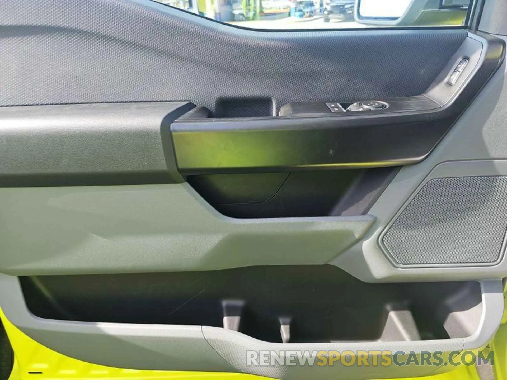 13 fotografías del automóvil dañado 1FTMF1CB8NKE05036 FORD F150 2022