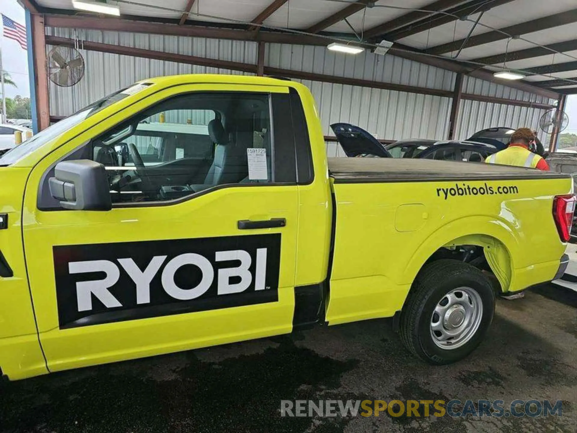 14 fotografías del automóvil dañado 1FTMF1CB8NKE05036 FORD F150 2022