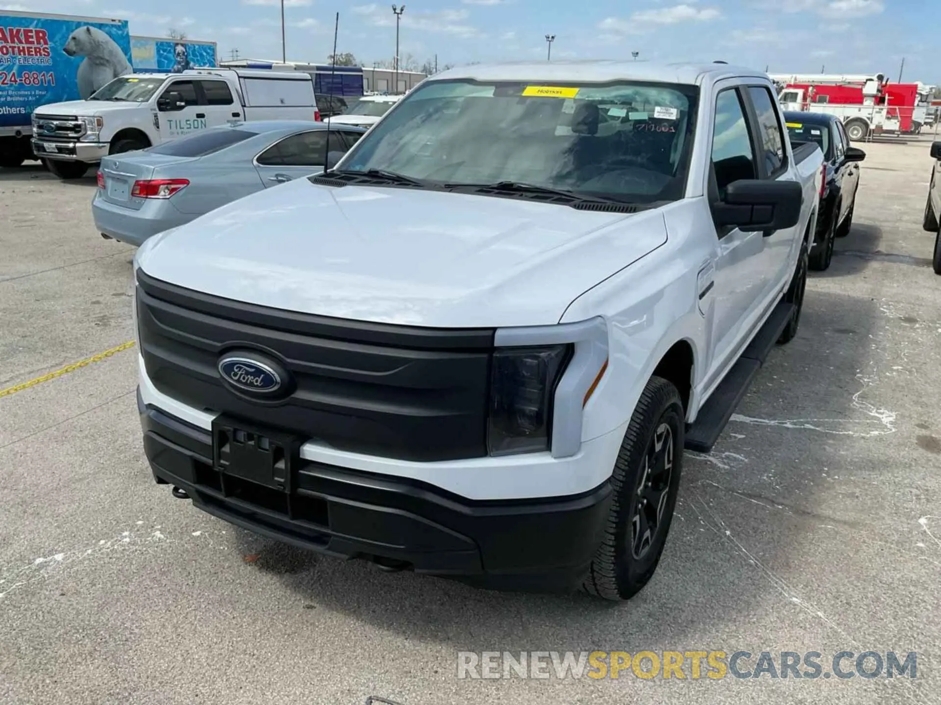 12 fotografías del automóvil dañado 1FTVW1EL8NWG11752 FORD F150 2022
