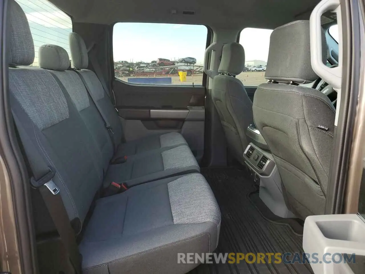 10 fotografías del automóvil dañado 1FT6W1EV6PWG39428 FORD F150 2023