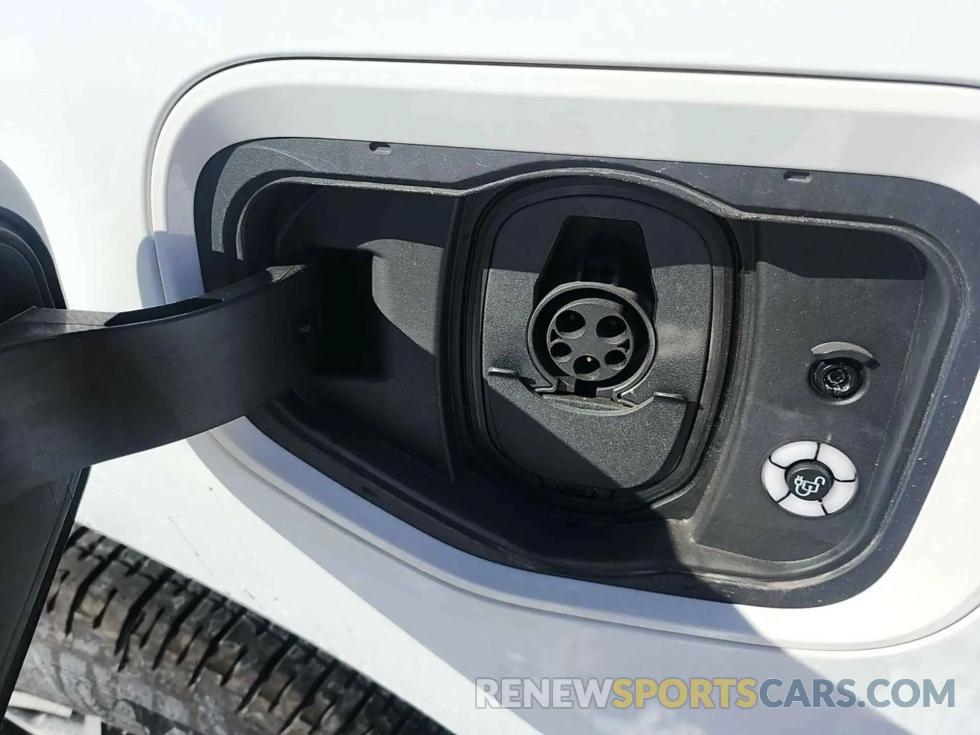 16 fotografías del automóvil dañado 1FT6W1EV9PWG31047 FORD F150 2023