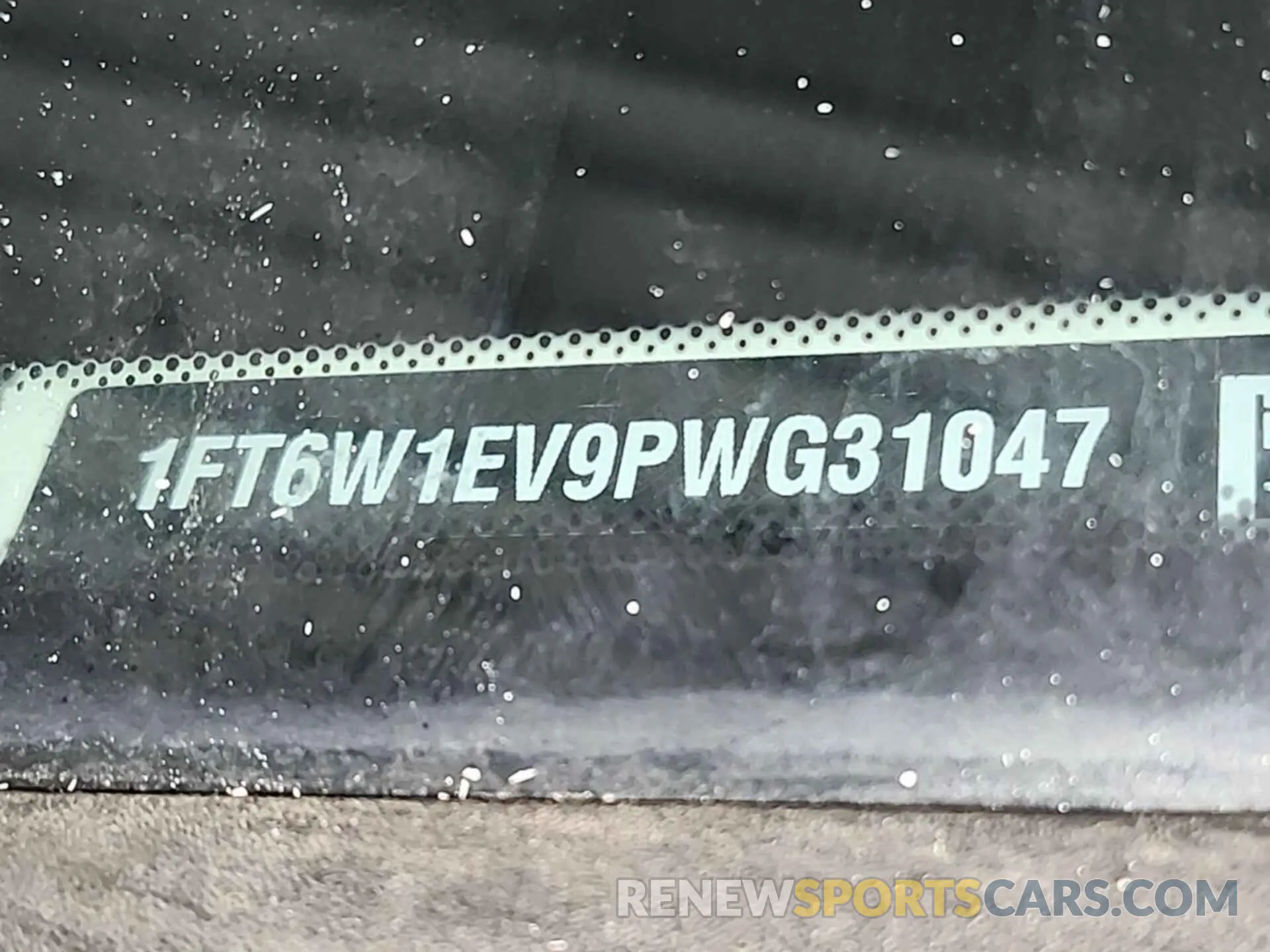24 fotografías del automóvil dañado 1FT6W1EV9PWG31047 FORD F150 2023