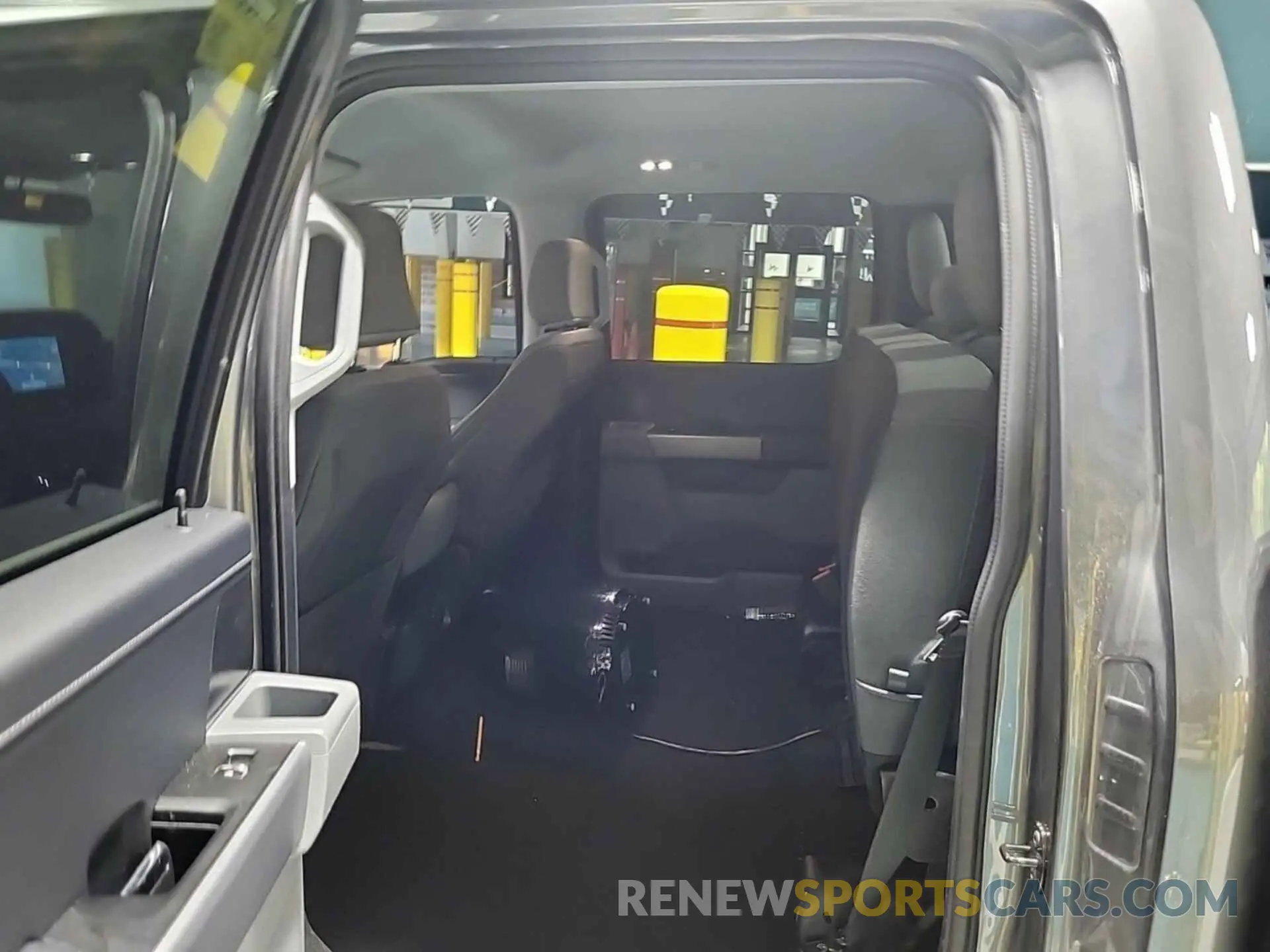 37 fotografías del automóvil dañado 1FTFW1ED6PFA15040 FORD F150 2023