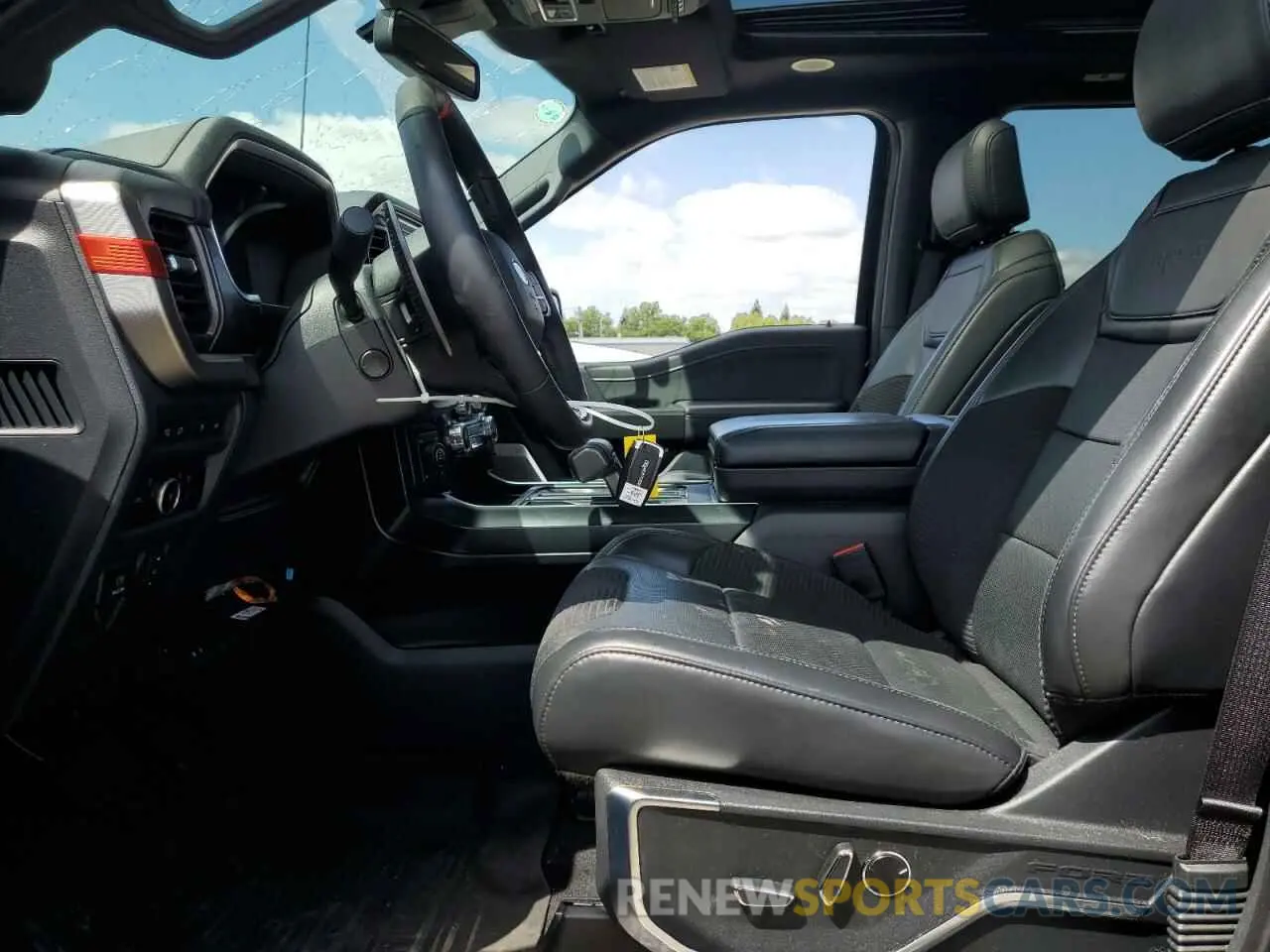 7 fotografías del automóvil dañado 1FTFW1RG3PFB35690 FORD F150 2023