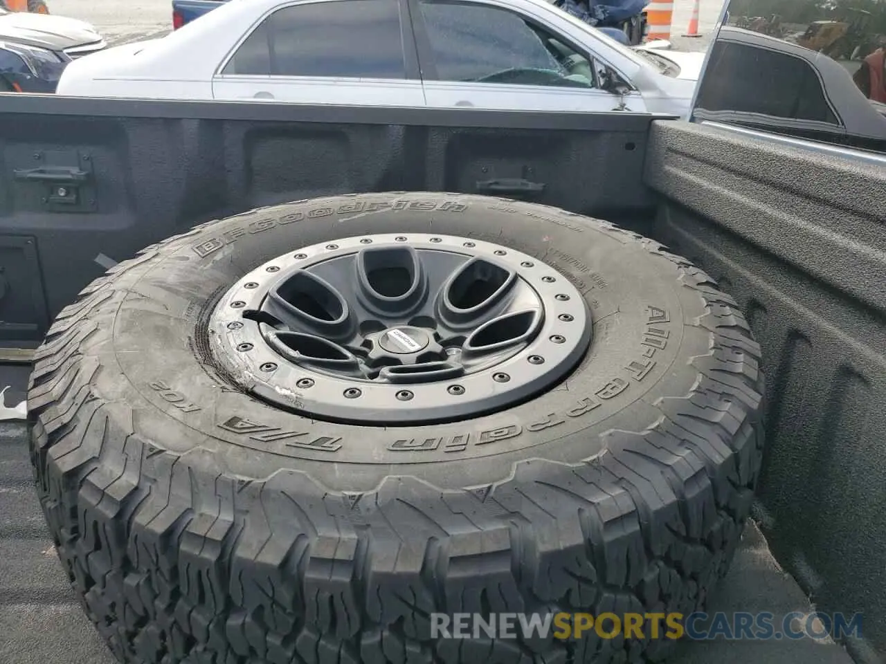 12 fotografías del automóvil dañado 1FTFW1RG9PFB56298 FORD F150 2023