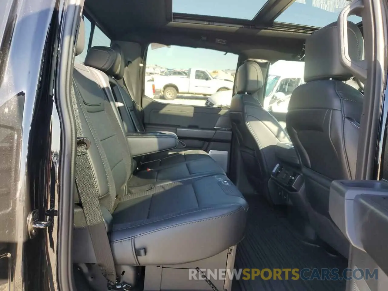 10 fotografías del automóvil dañado 1FTFW1RGXPFC89085 FORD F150 2023