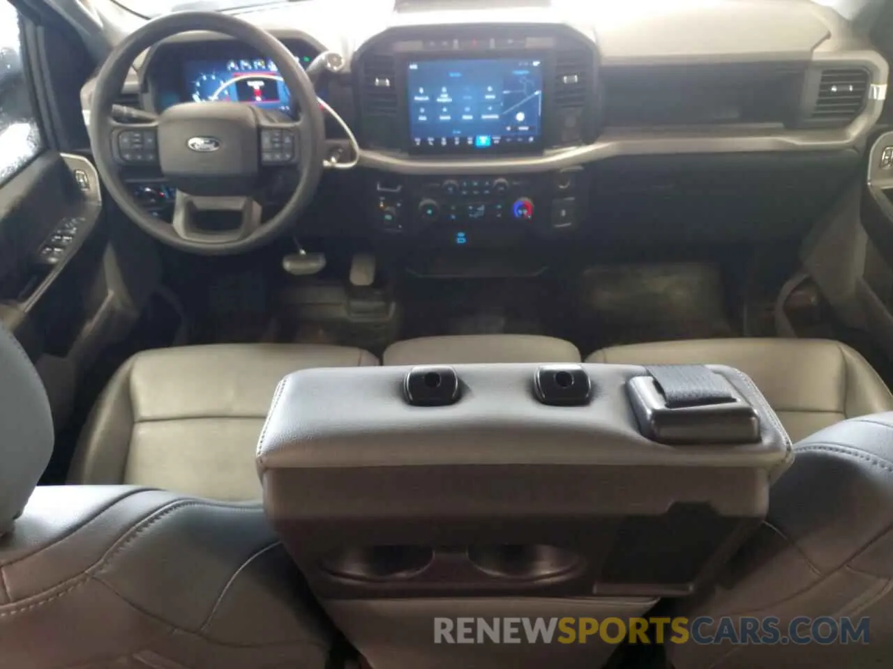 8 fotografías del automóvil dañado 1FTEW1LP2RKD17038 FORD F150 2024