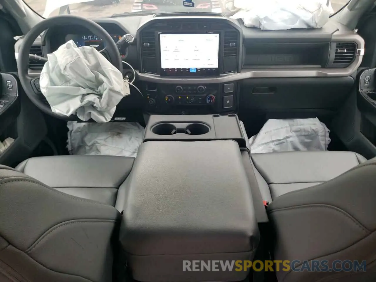 8 fotografías del automóvil dañado 1FTFW1L54RKD85909 FORD F150 2024