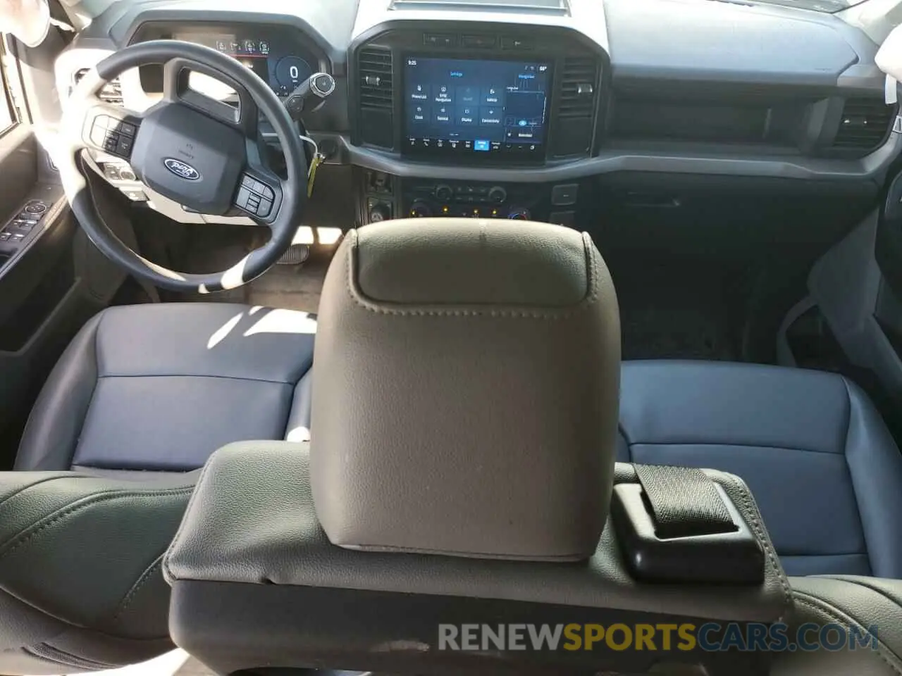 8 fotografías del automóvil dañado 1FTFW1L82RKD72487 FORD F150 2024