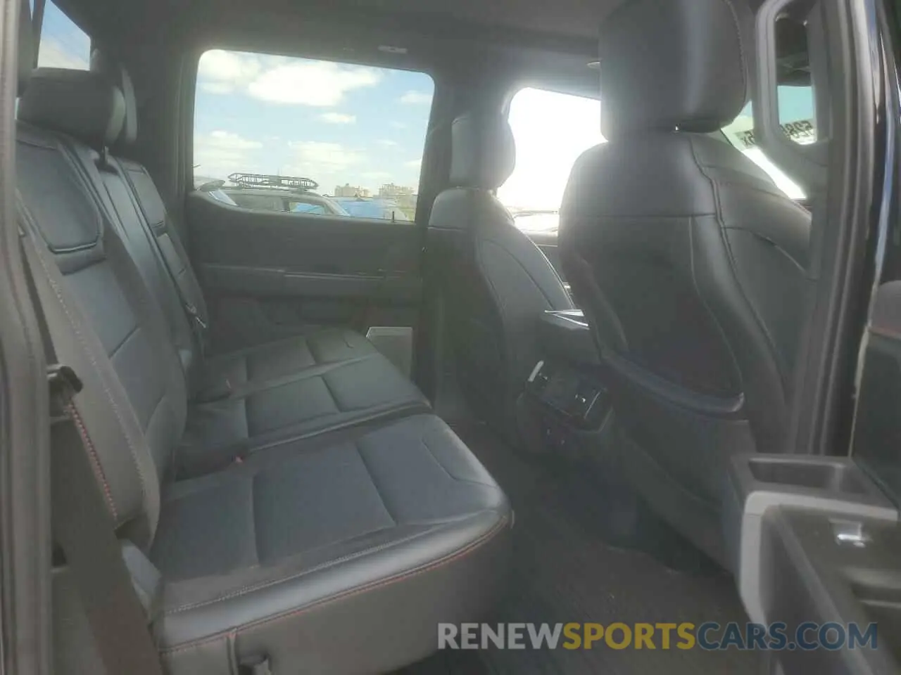 10 fotografías del automóvil dañado 1FTFW1RG1RFC24578 FORD F150 2024