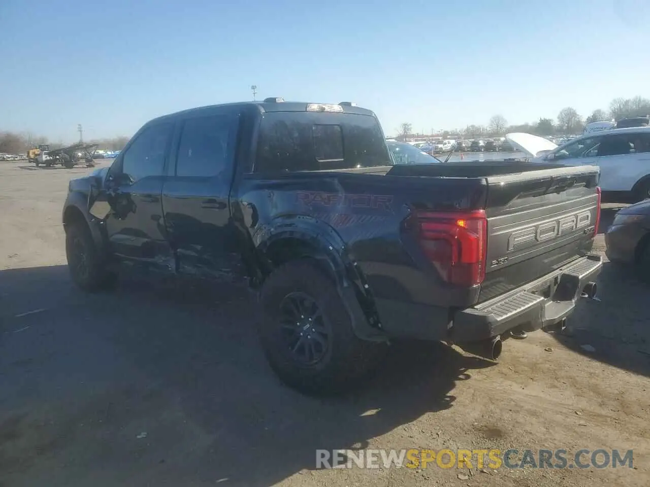 2 fotografías del automóvil dañado 1FTFW1RG8RFA41243 FORD F150 2024
